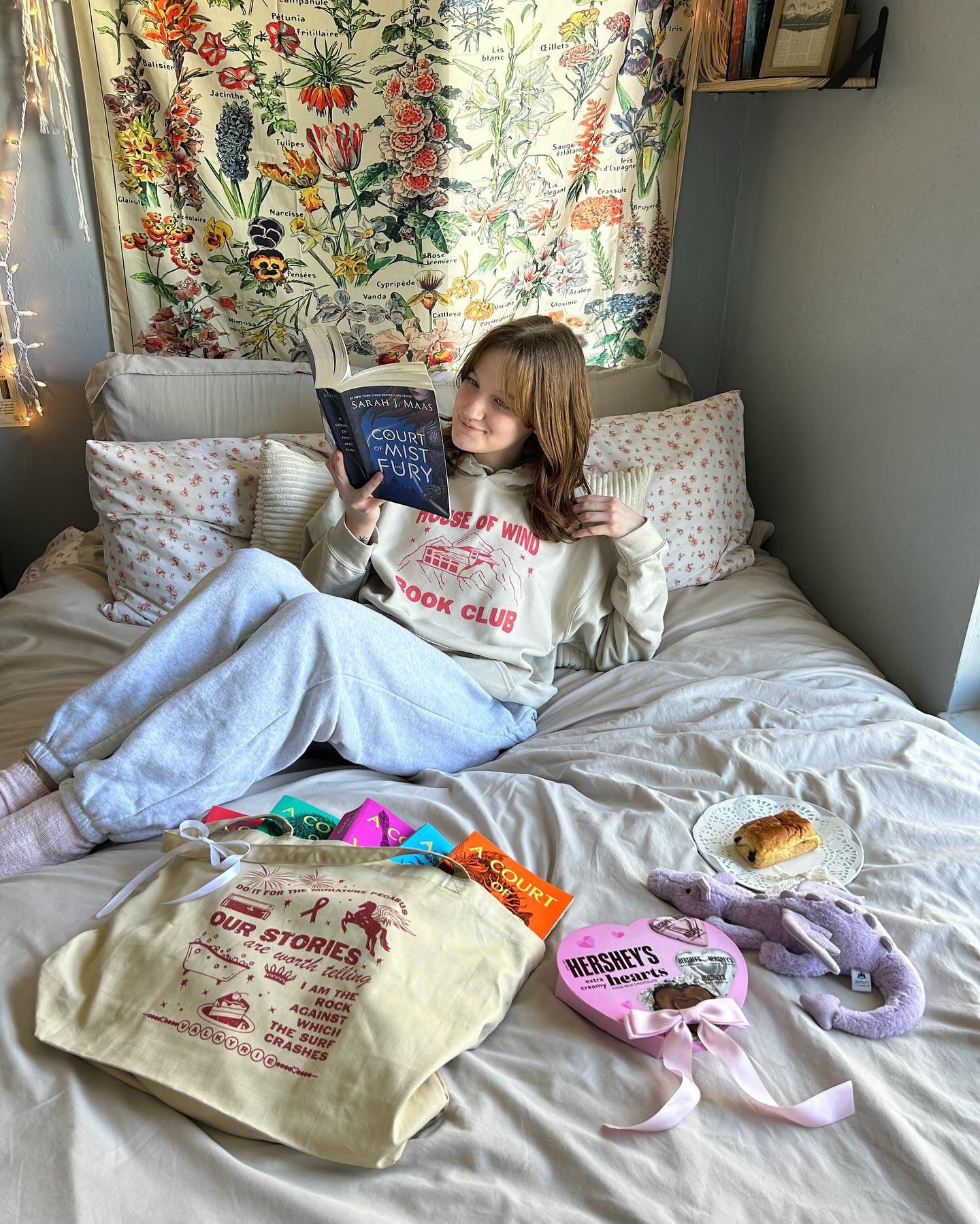 HOUSE OF WIND BOOK CLUB FULL LENGTH HOODIE