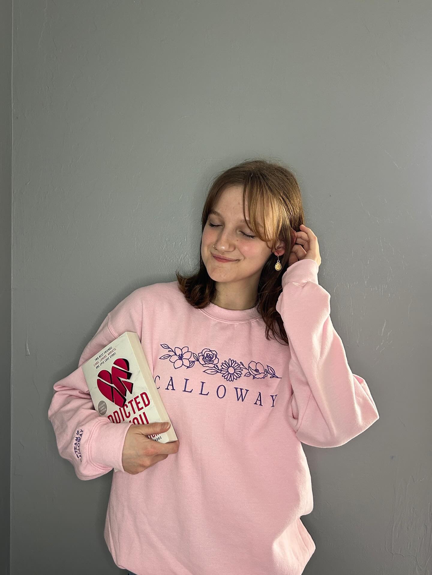 CALLOWAY EMBROIDERED CREWNECK