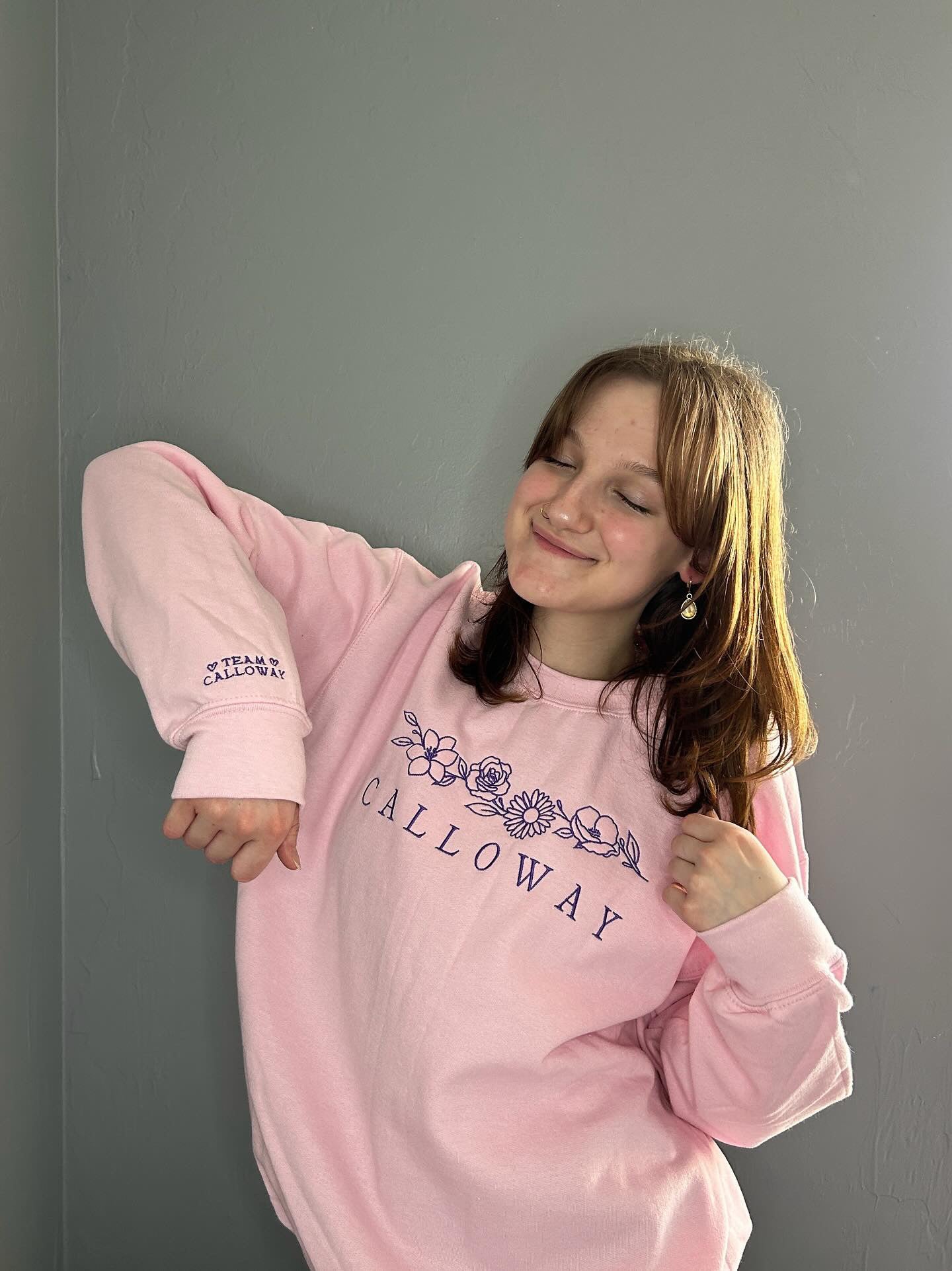 CALLOWAY EMBROIDERED CREWNECK