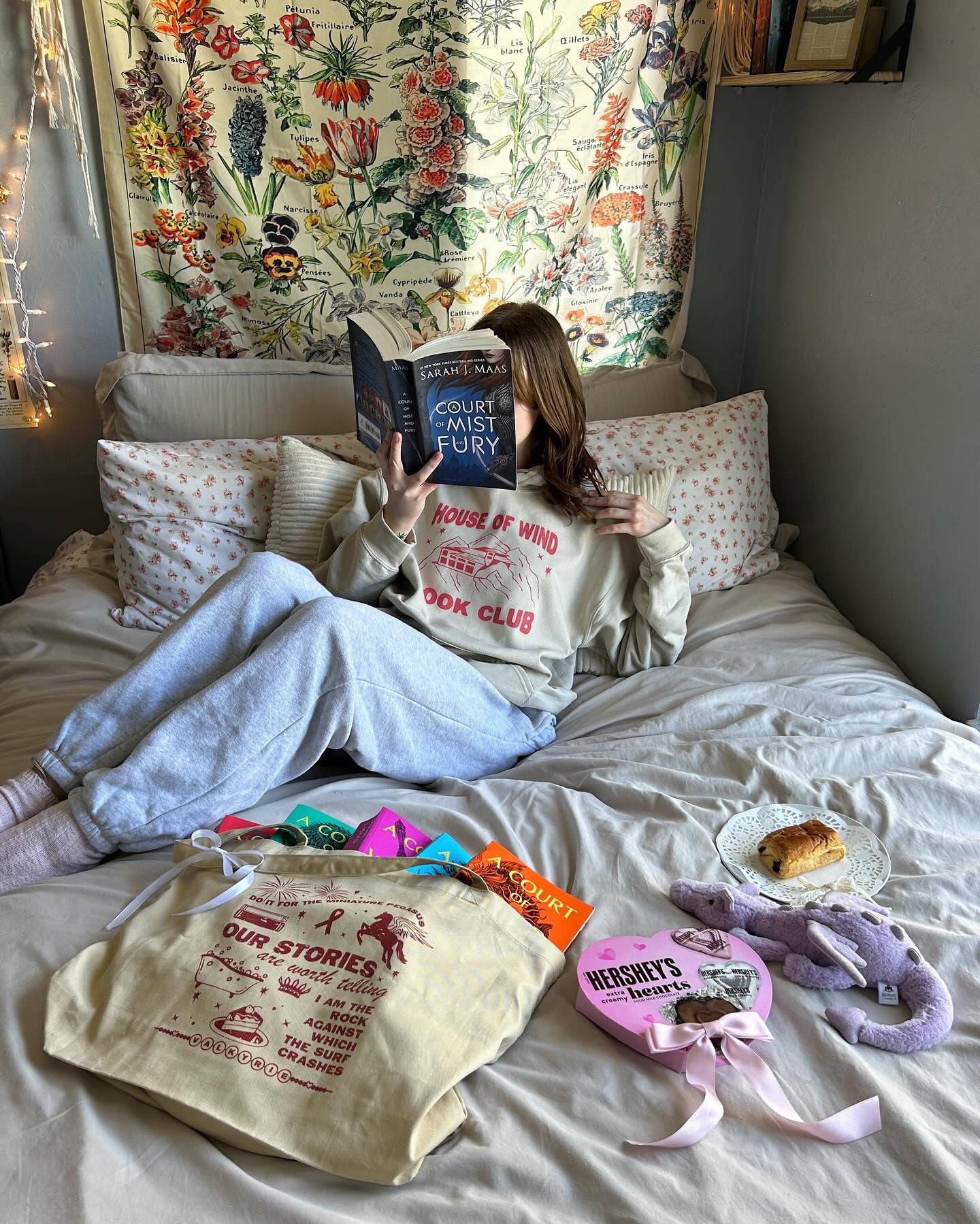 HOUSE OF WIND BOOK CLUB FULL LENGTH HOODIE