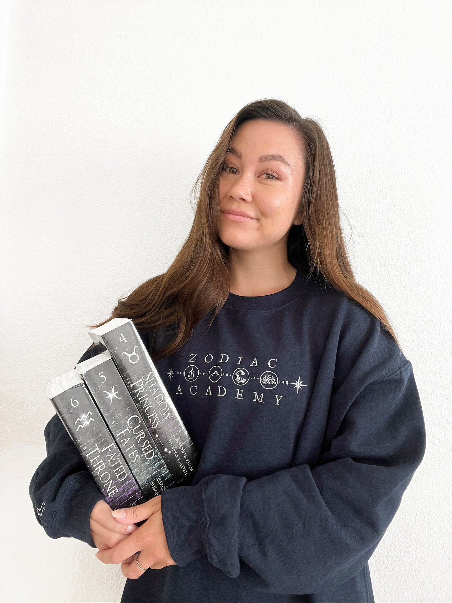 ZODIAC ACADEMY EMBROIDERED CREWNECK