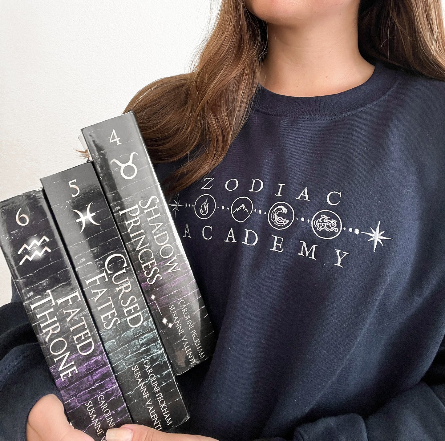 ZODIAC ACADEMY EMBROIDERED CREWNECK