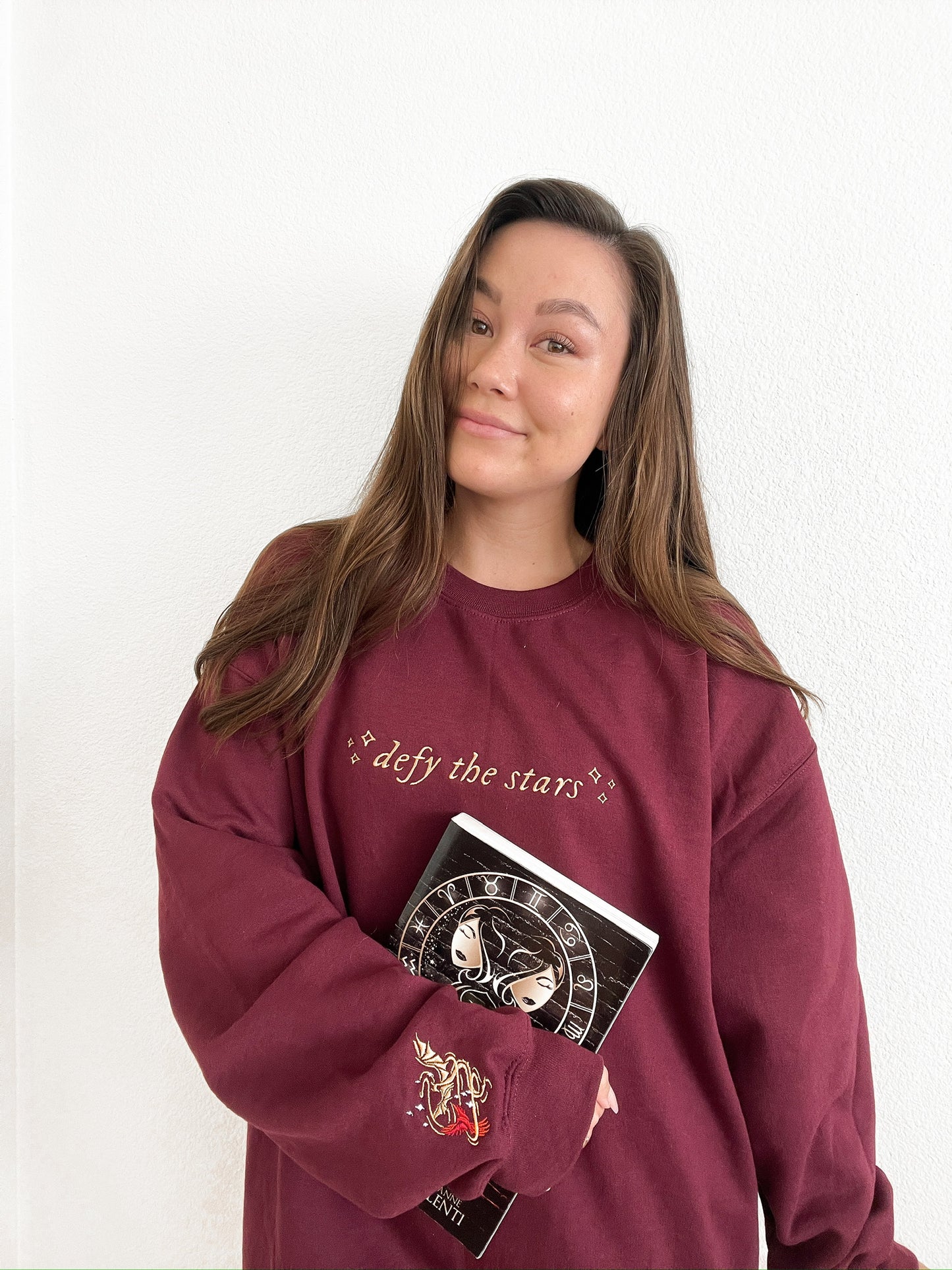 DEFY THE STARS EMBROIDERED CREWNECK