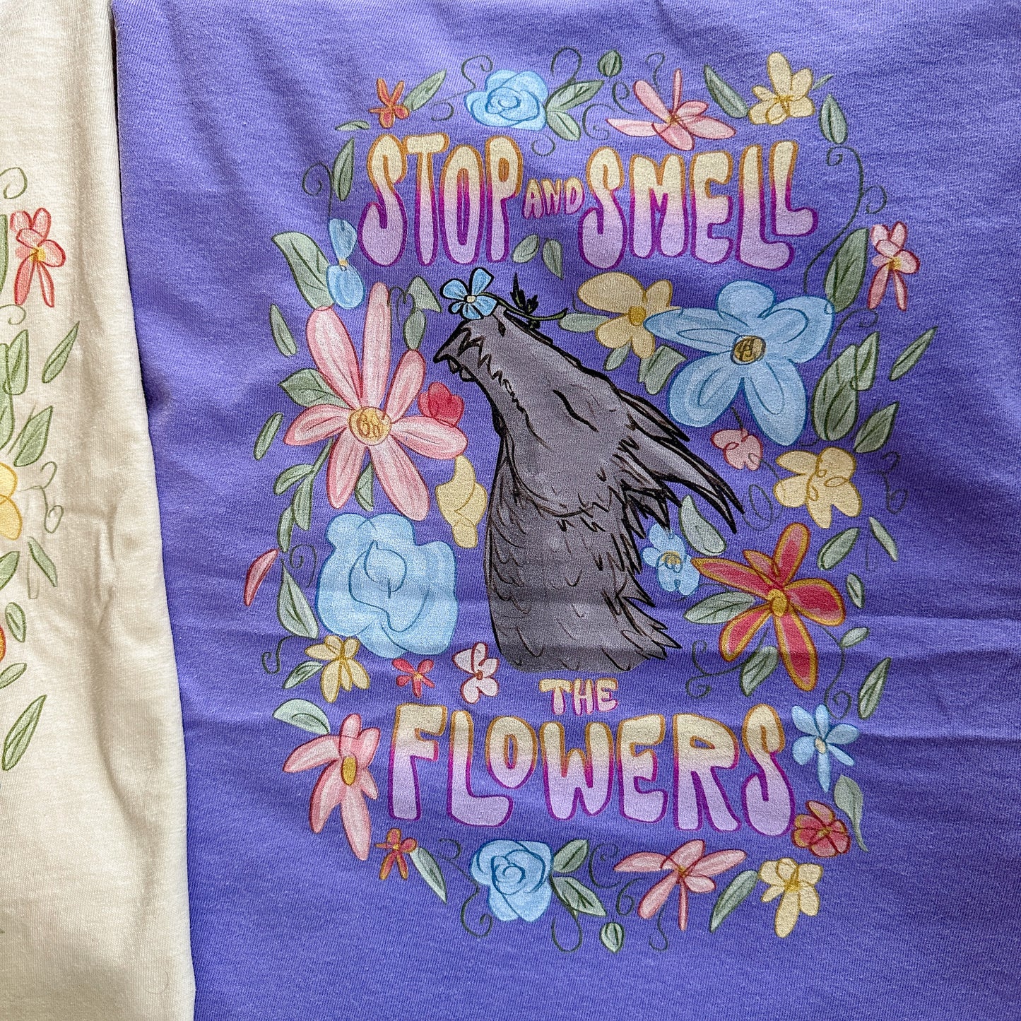 SMELL THE FLOWERS TEE