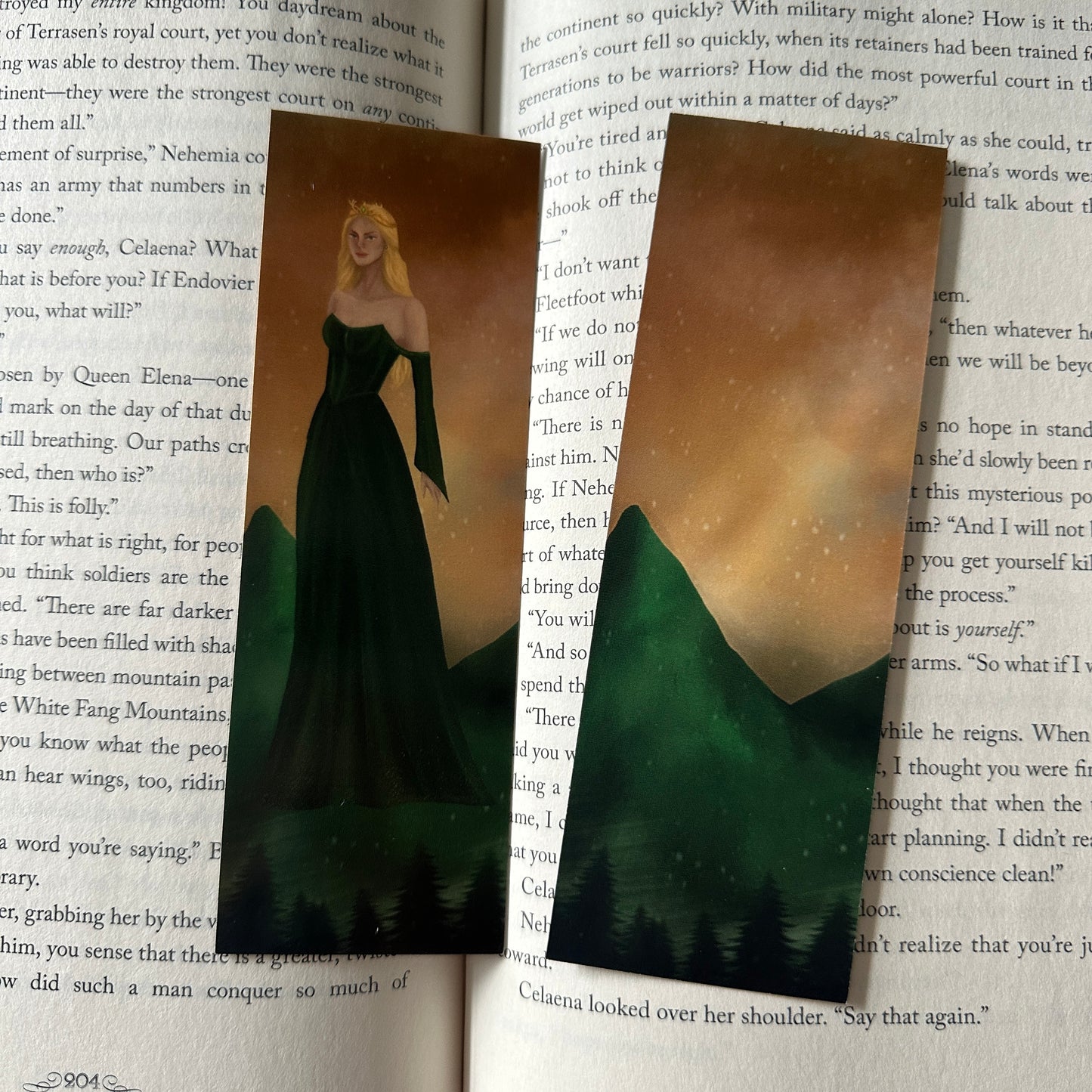 SARAH J MAAS FEMALES & LOCATIONS BOOKMARKS