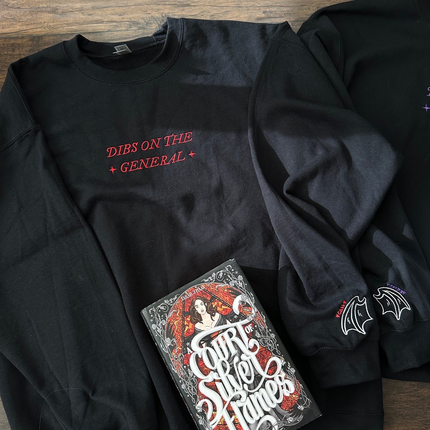 DIBS ON THE HIGH LORD EMBROIDERED CREWNECK
