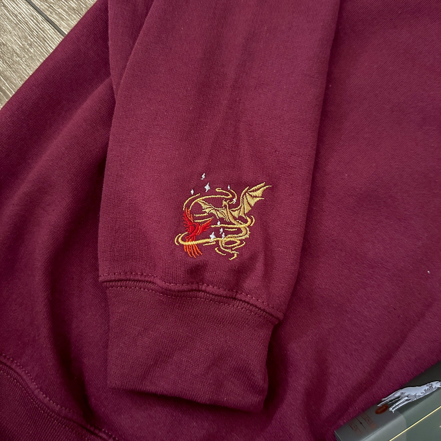 DEFY THE STARS EMBROIDERED CREWNECK