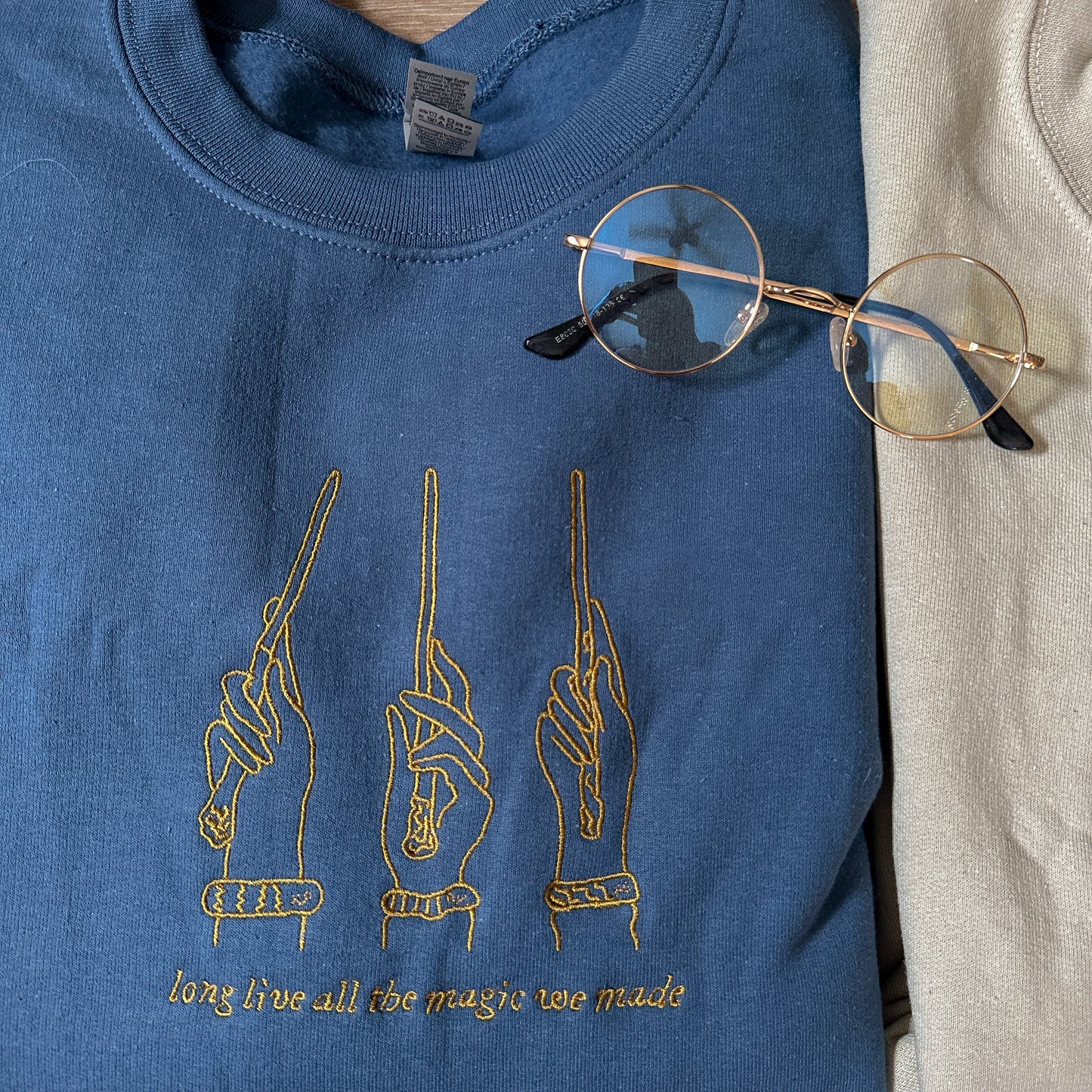LONG LIVE EMBROIDERED CREWNECK
