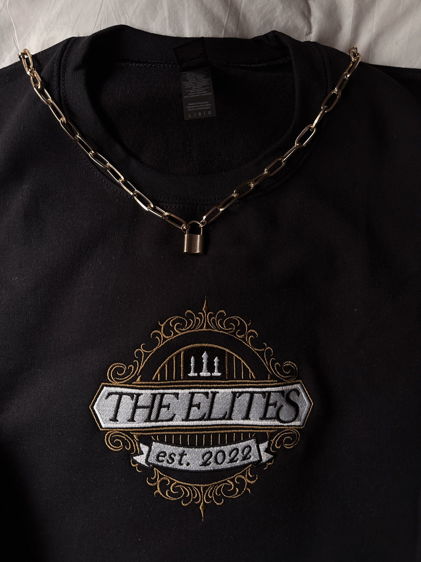 THE ELITES EMBROIDERED CREWNECK