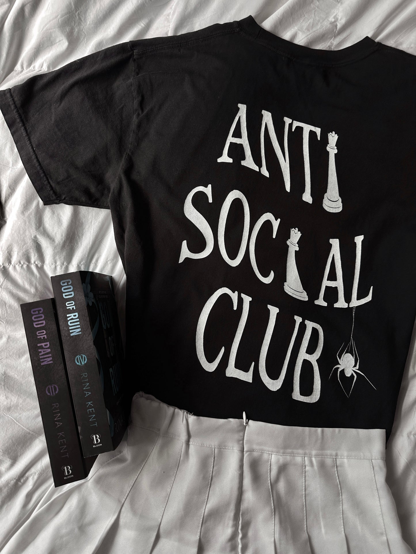 KING ANTISOCIAL CLUB TEE *WITH FRONT POCKET