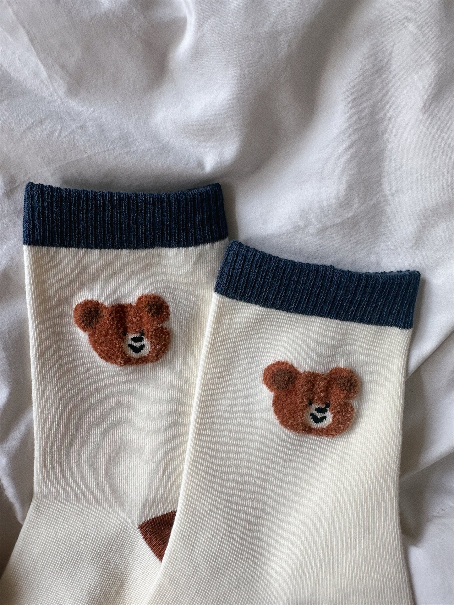 CLAIRE BEAR CREW SOCKS