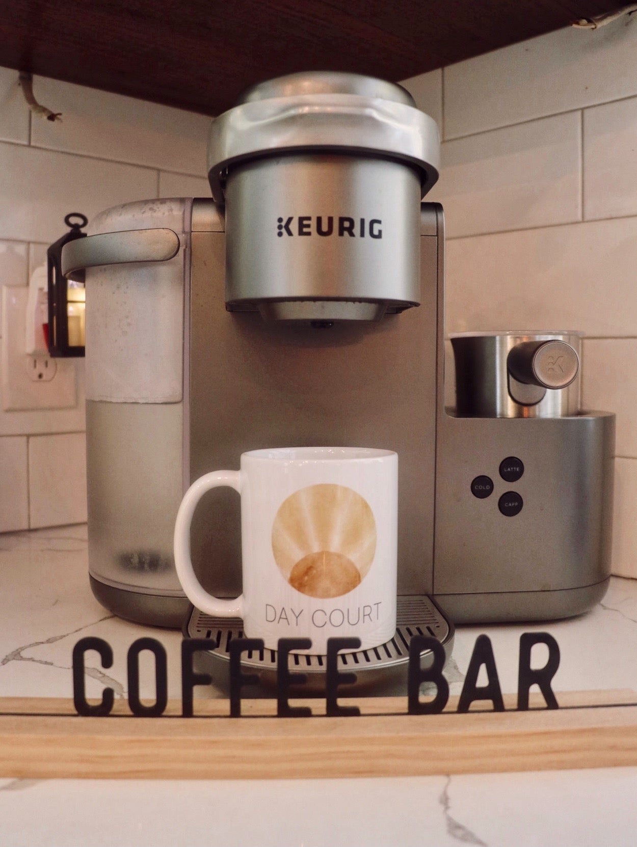 DAY COURT MUG