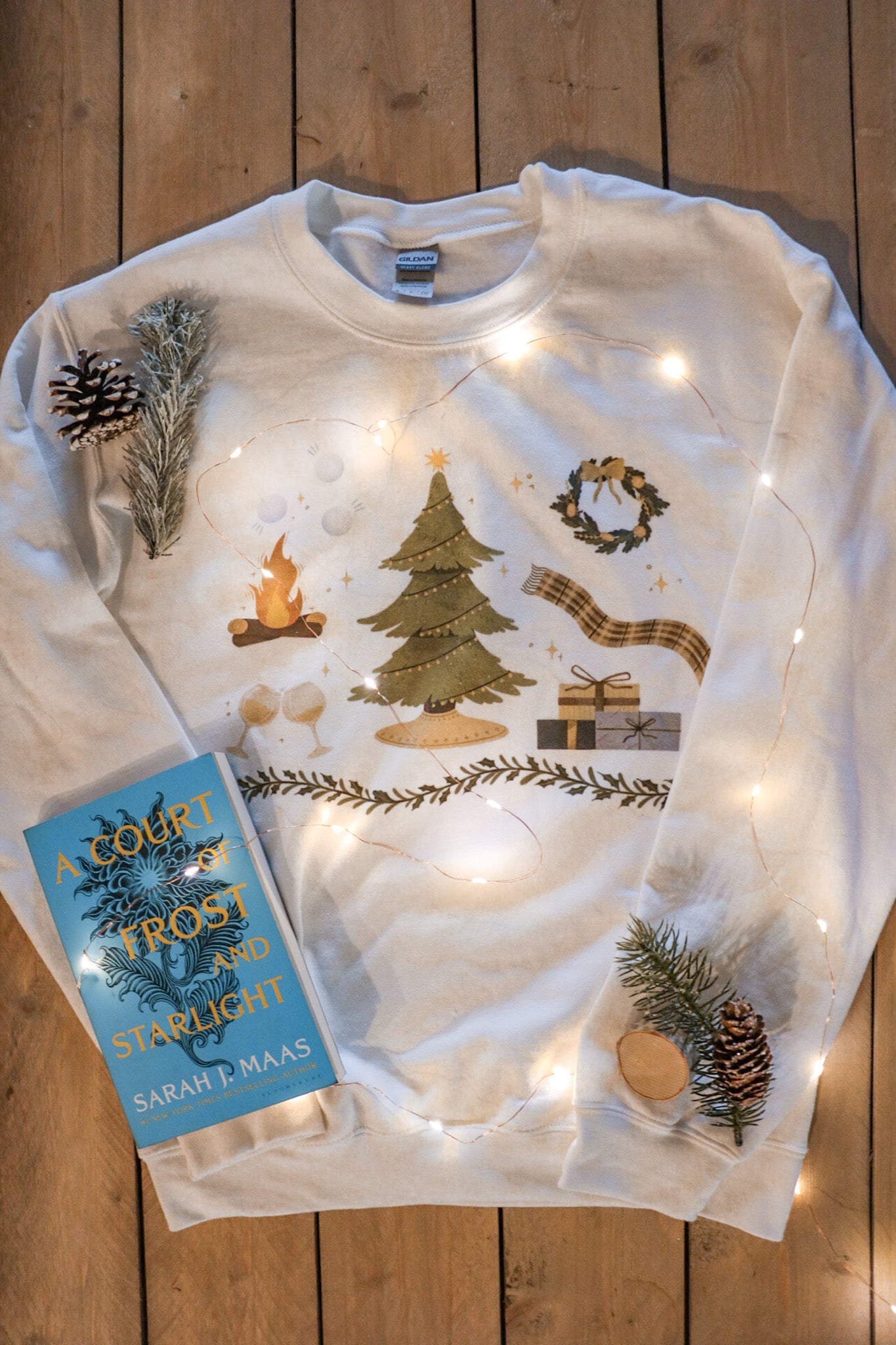 WINTER SOLSTICE IN VELARIS CREWNECK