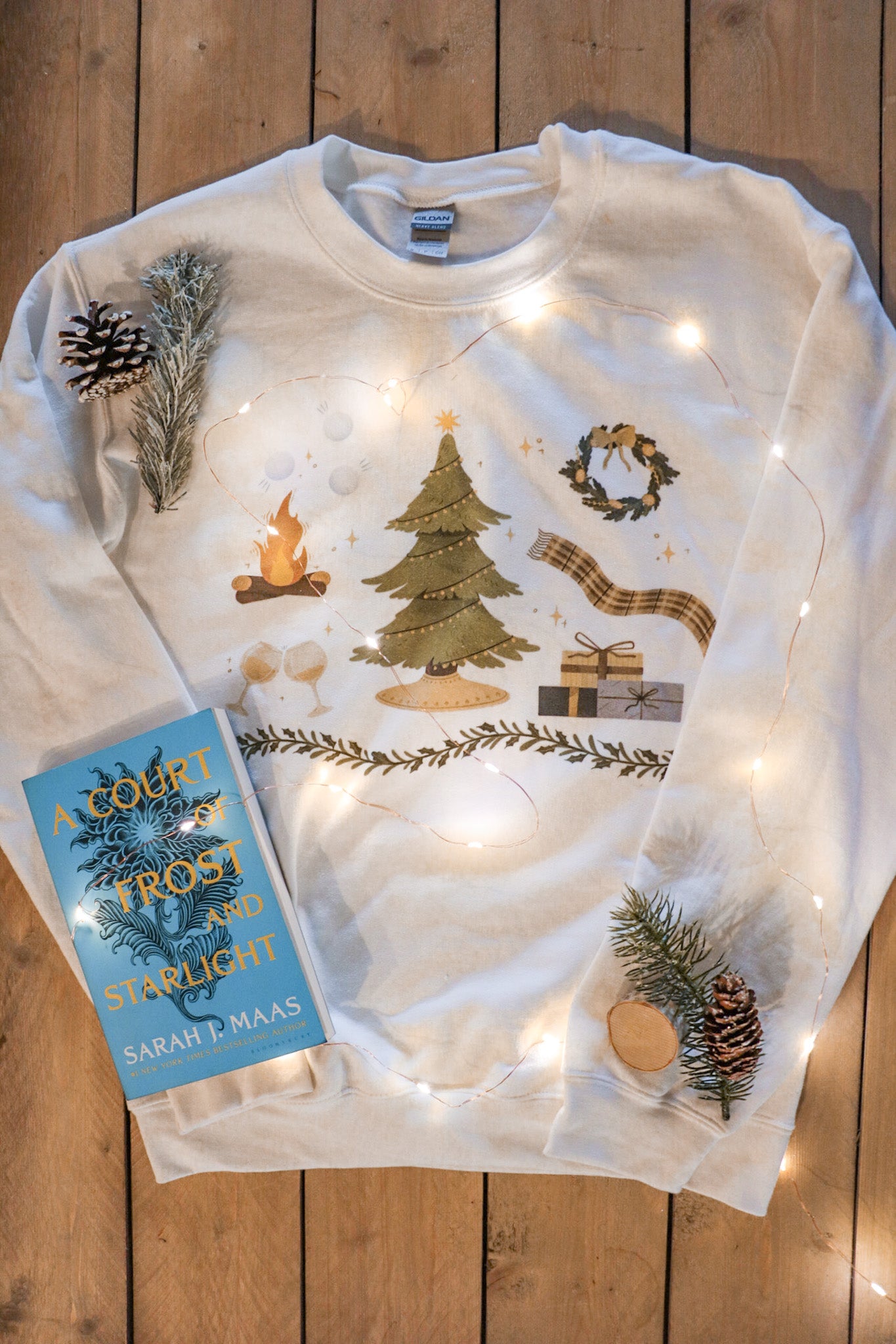 WINTER SOLSTICE IN VELARIS CREWNECK