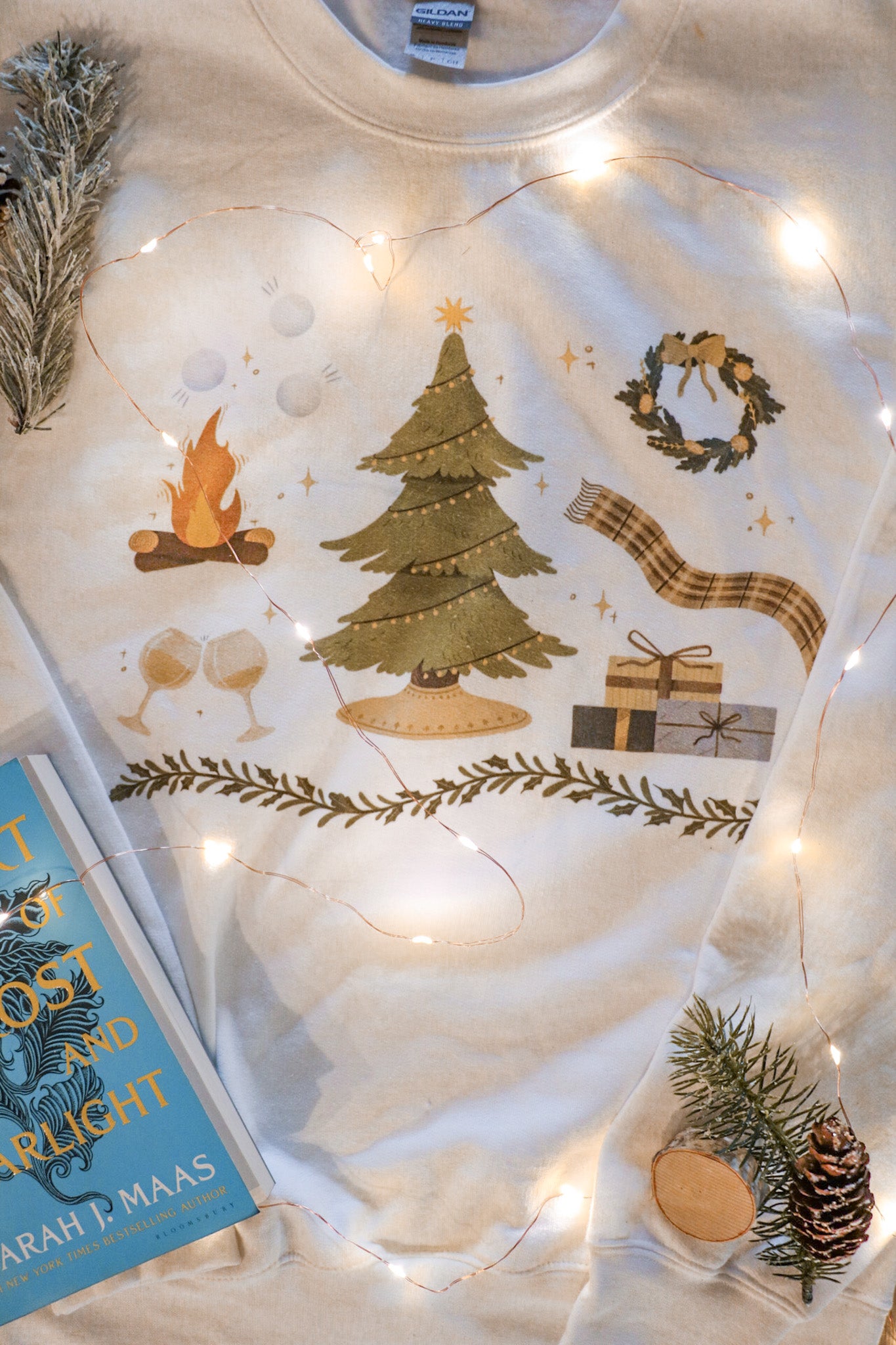 WINTER SOLSTICE IN VELARIS CREWNECK