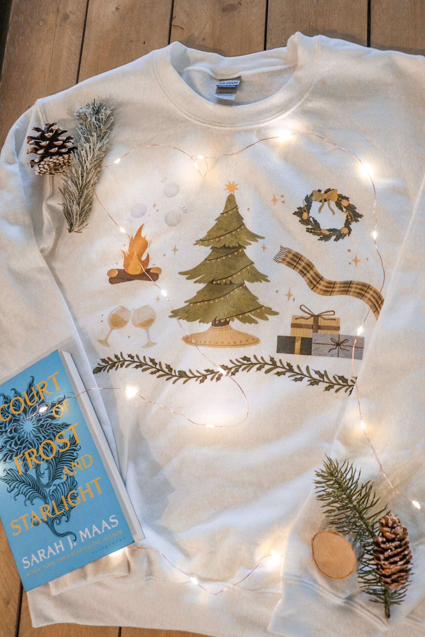 WINTER SOLSTICE IN VELARIS CREWNECK