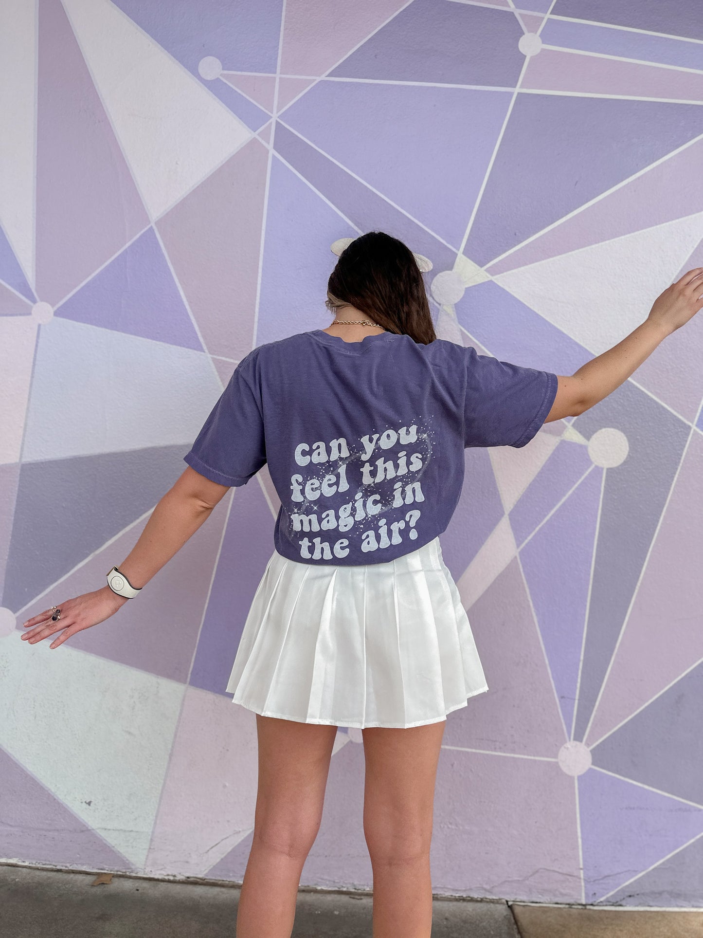 MAGIC IN THE AIR TEE