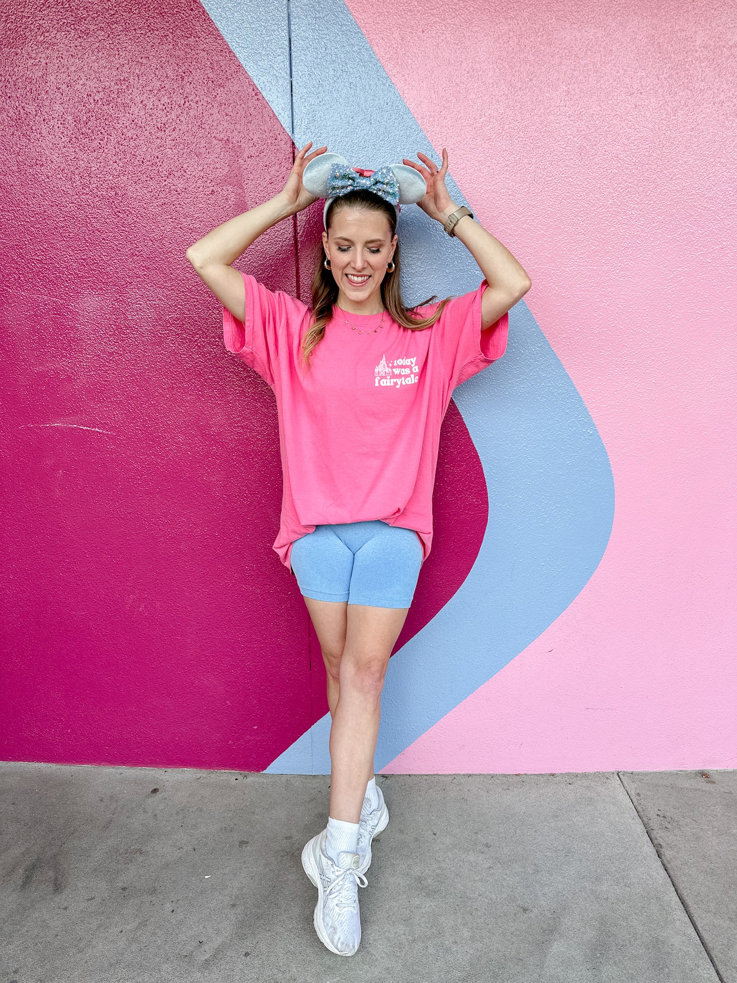 MAGIC IN THE AIR TEE