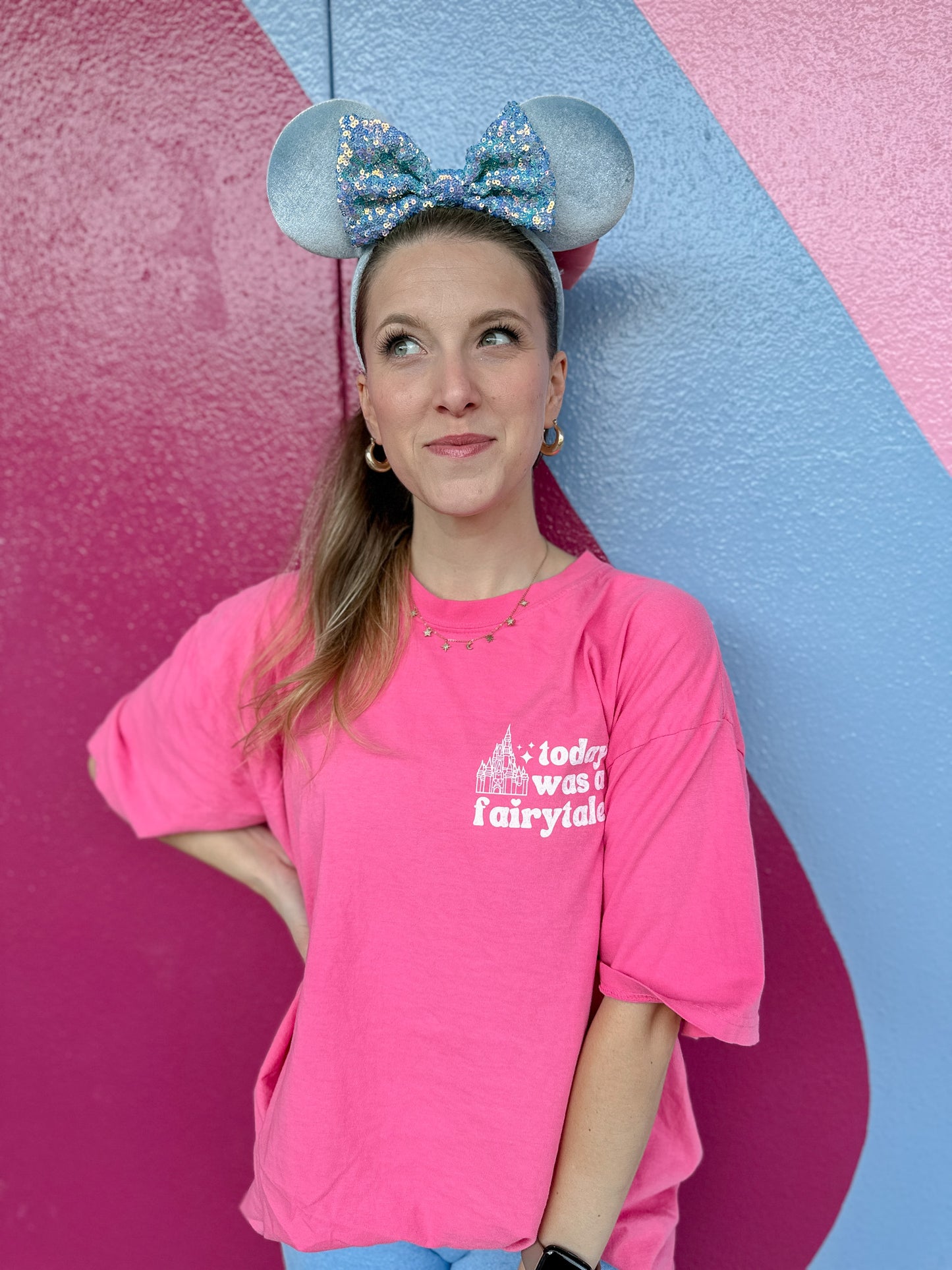 MAGIC IN THE AIR TEE