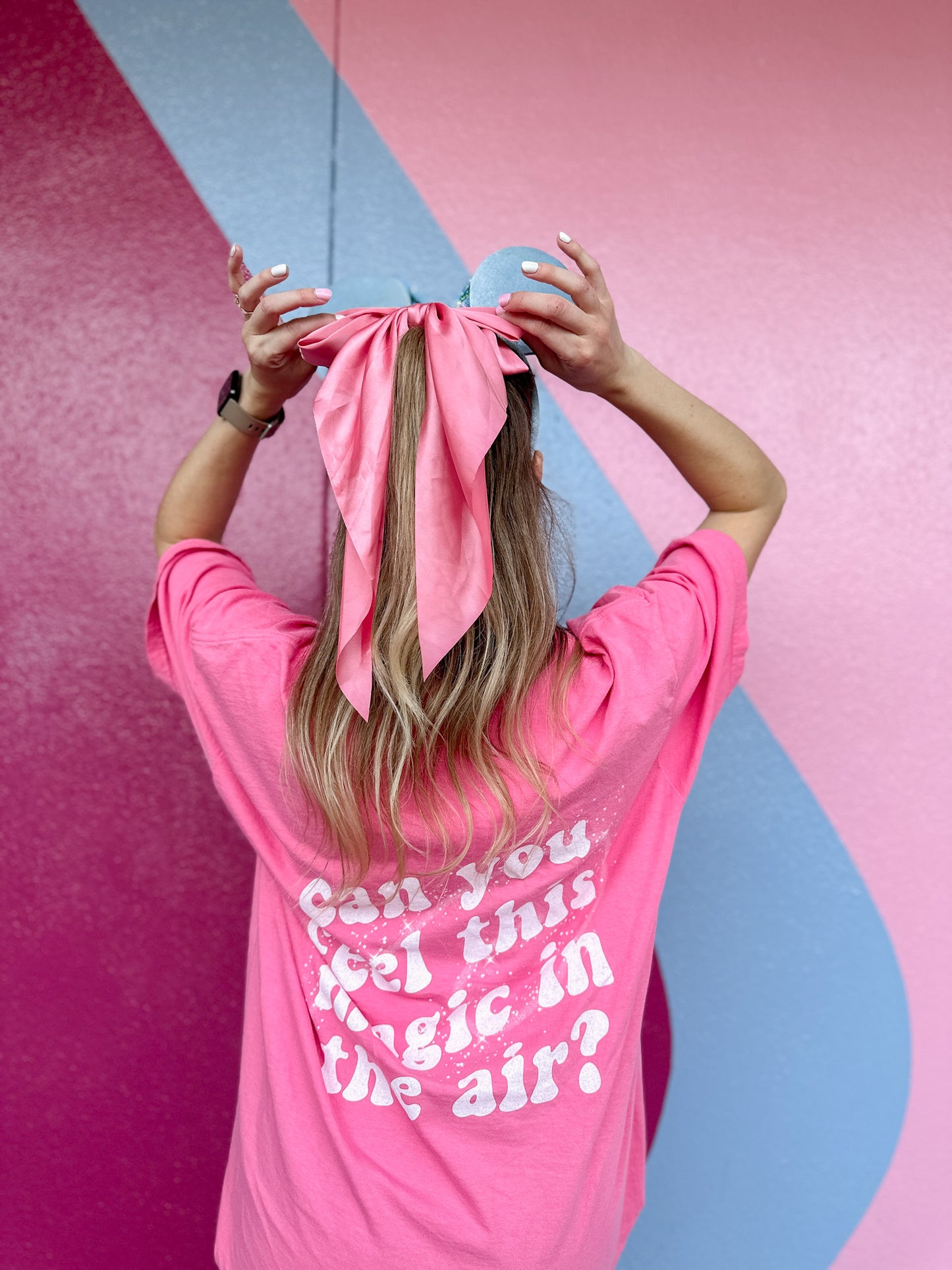 MAGIC IN THE AIR TEE