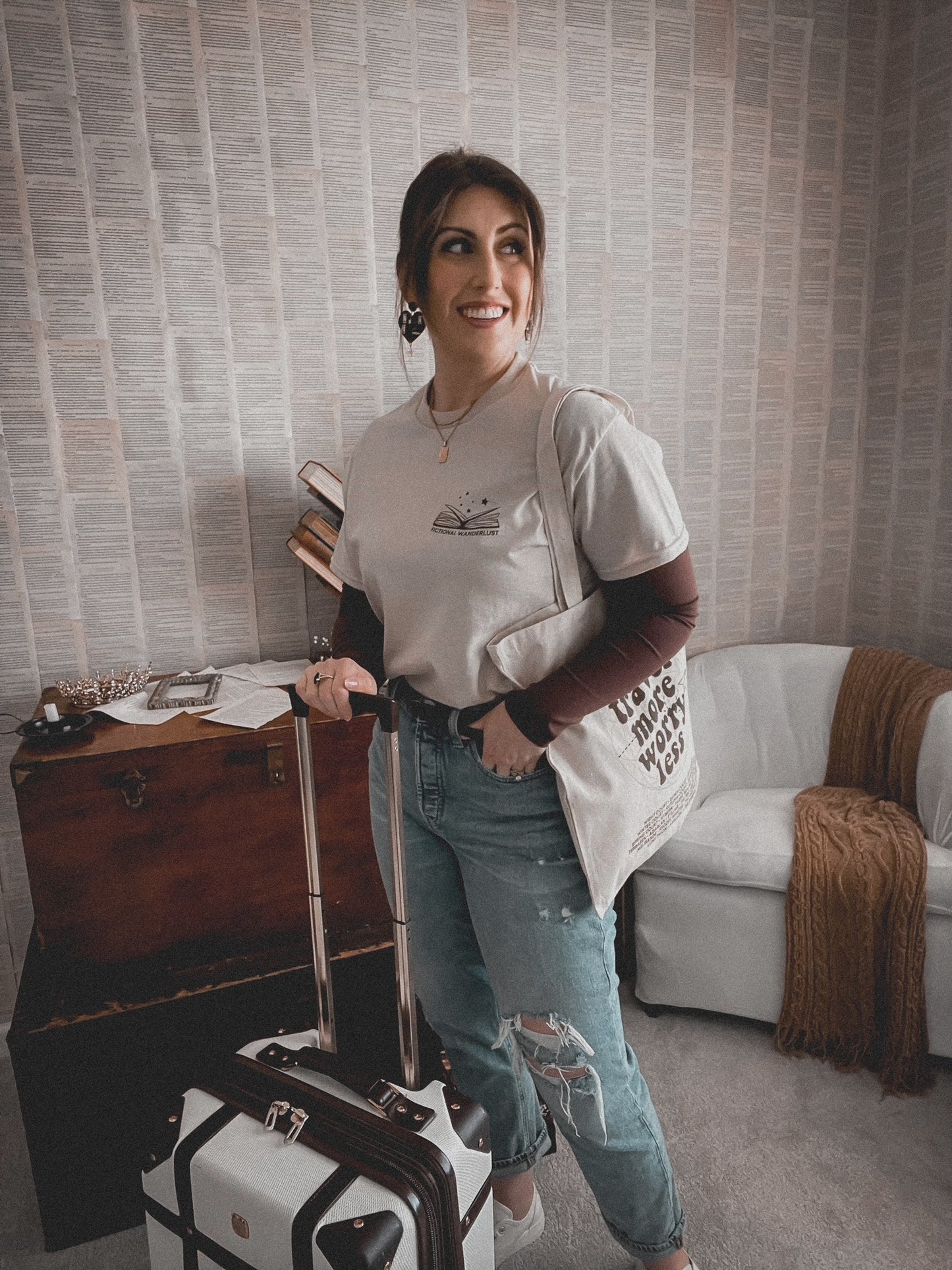 FICTIONAL WANDERLUST TOTE