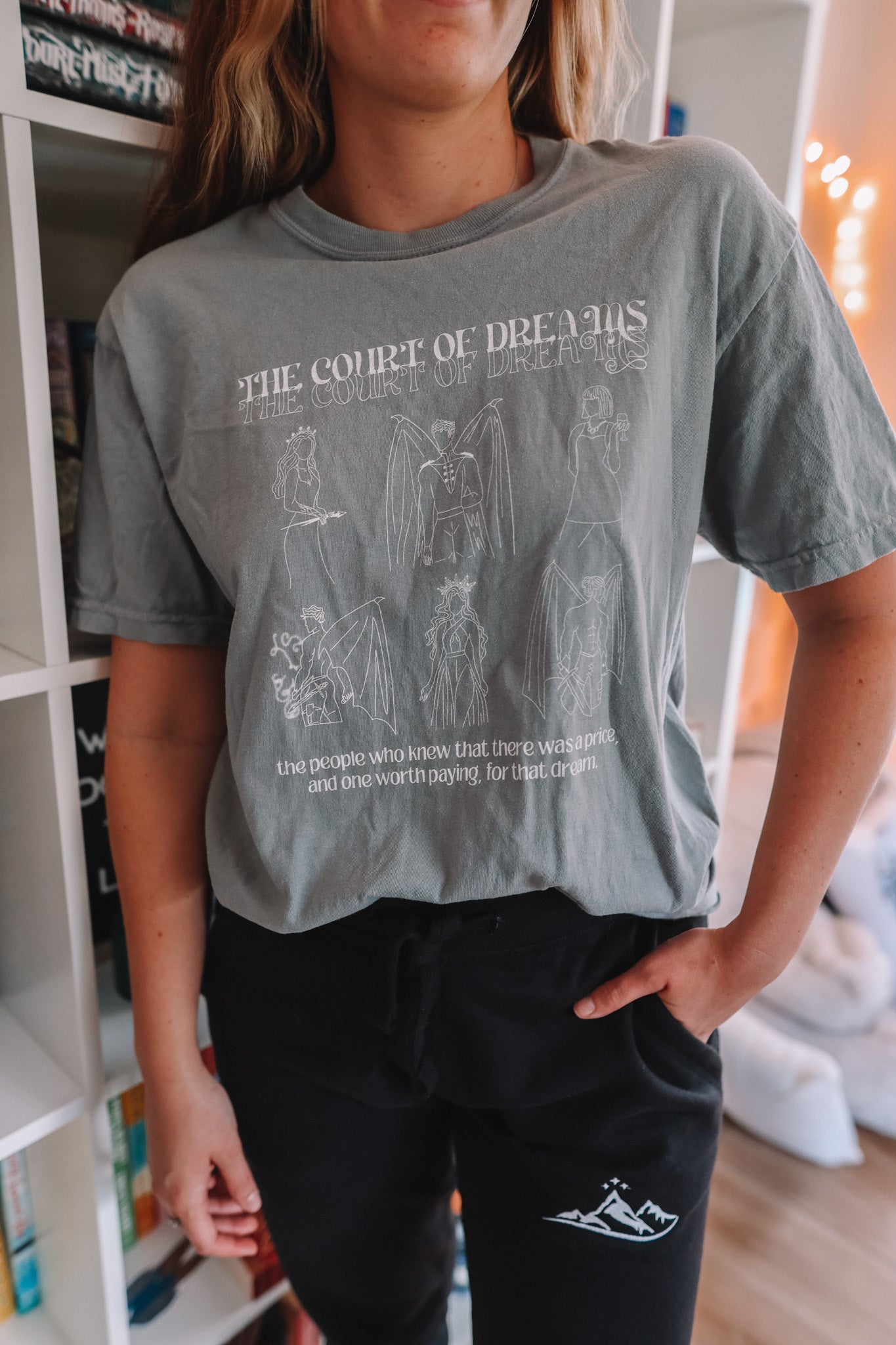 COURT OF DREAMS TEE