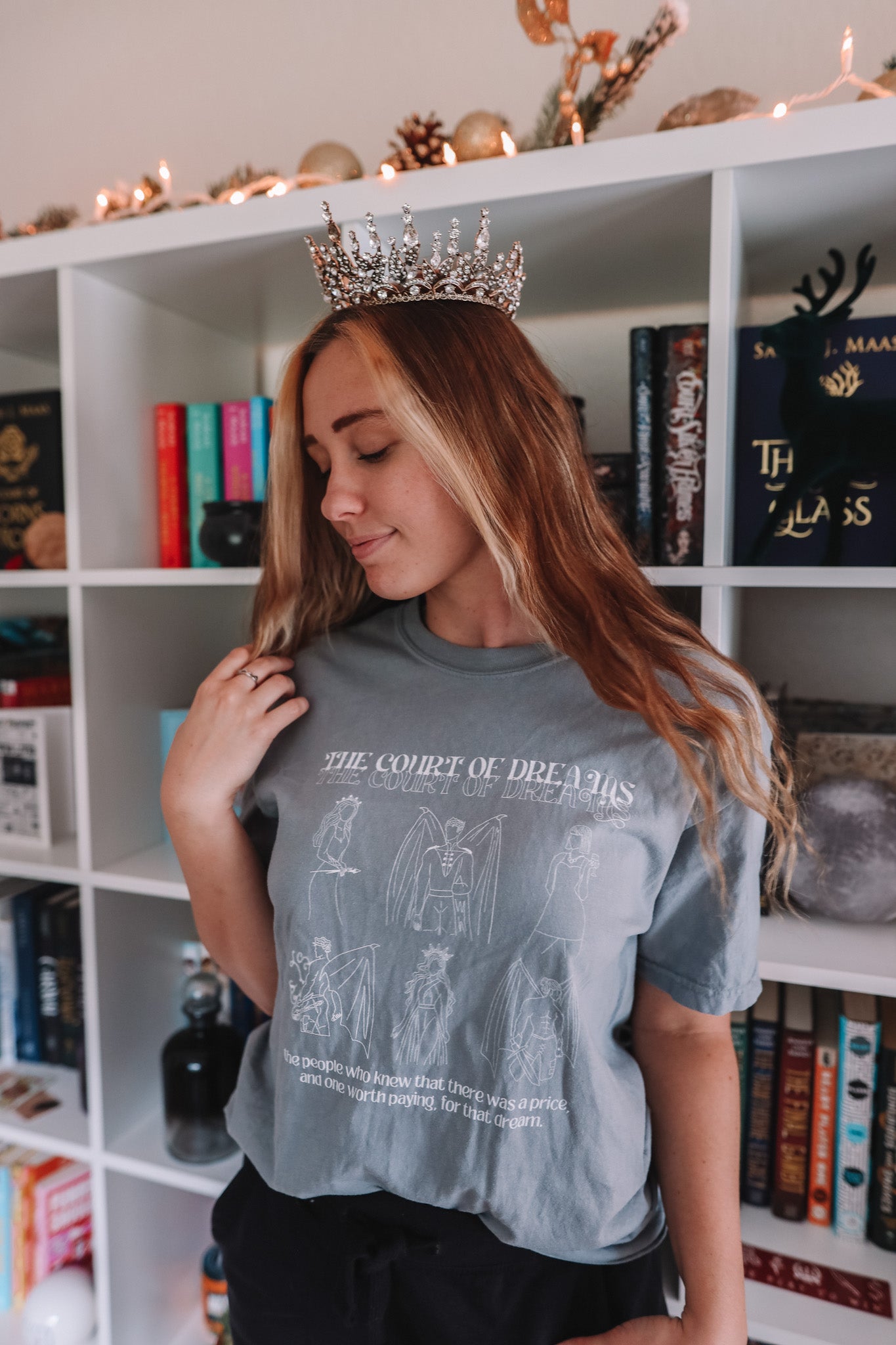 COURT OF DREAMS TEE