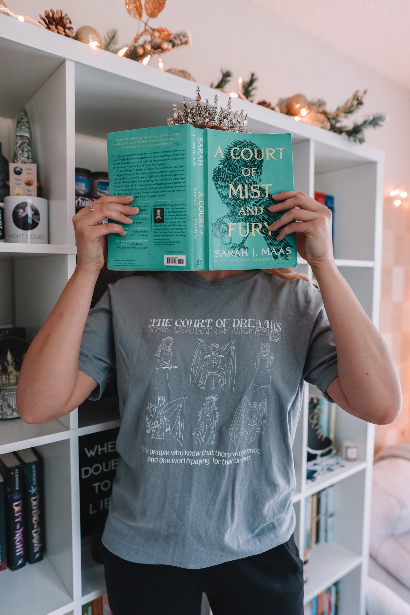 COURT OF DREAMS TEE