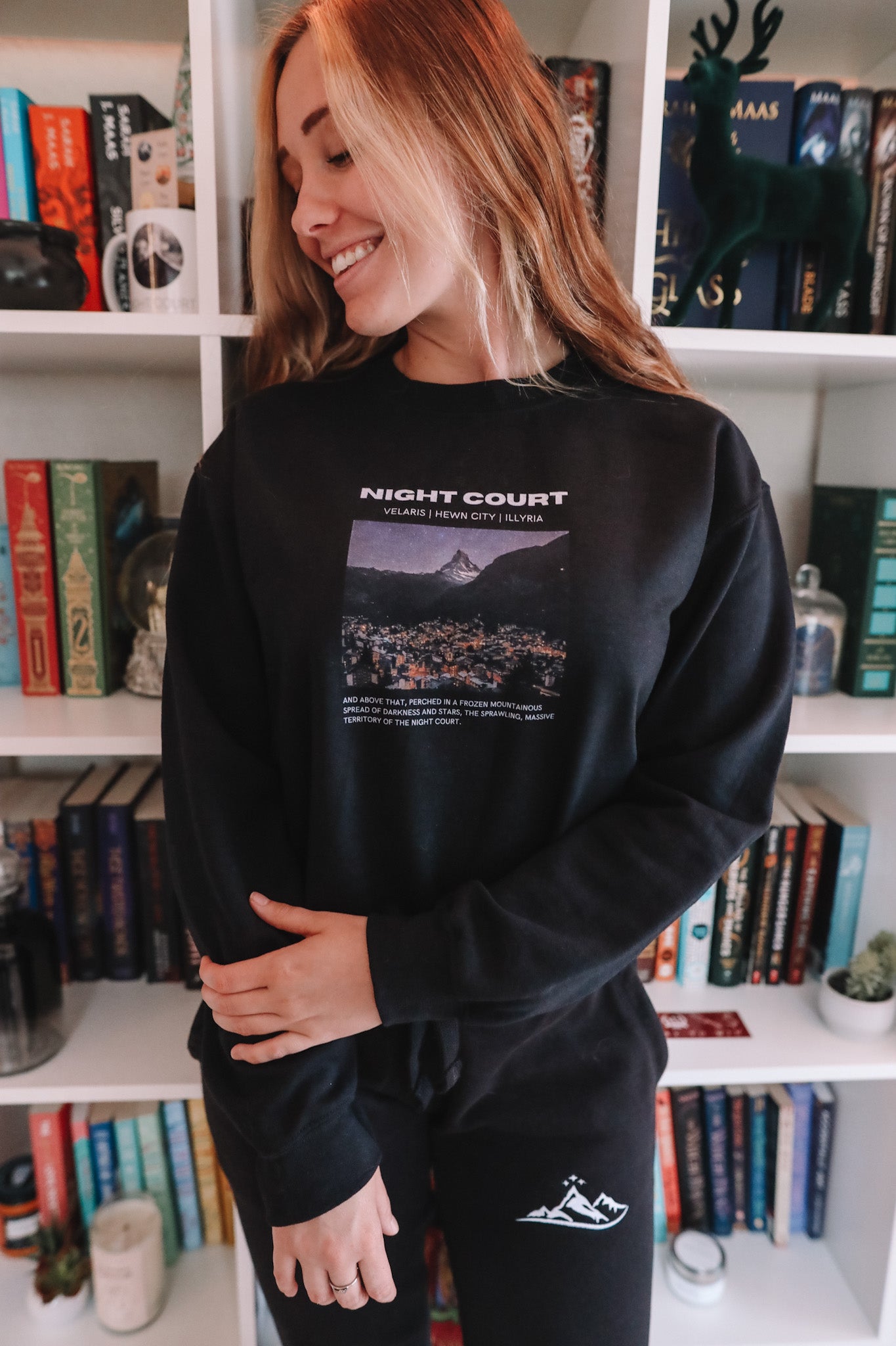 LOCATIONS CREWNECK