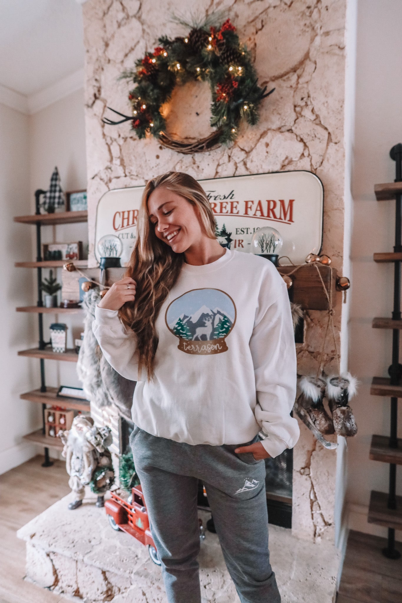 YULEMAS IN TERRASEN CREWNECK