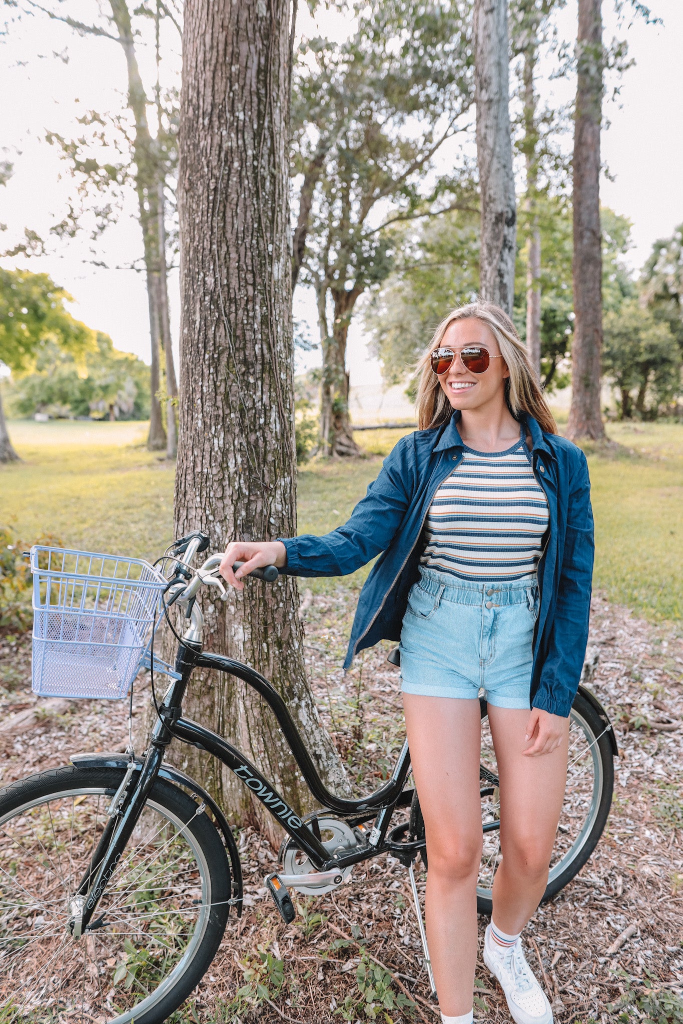 SHADOW SHORTS IN CALI BLUE