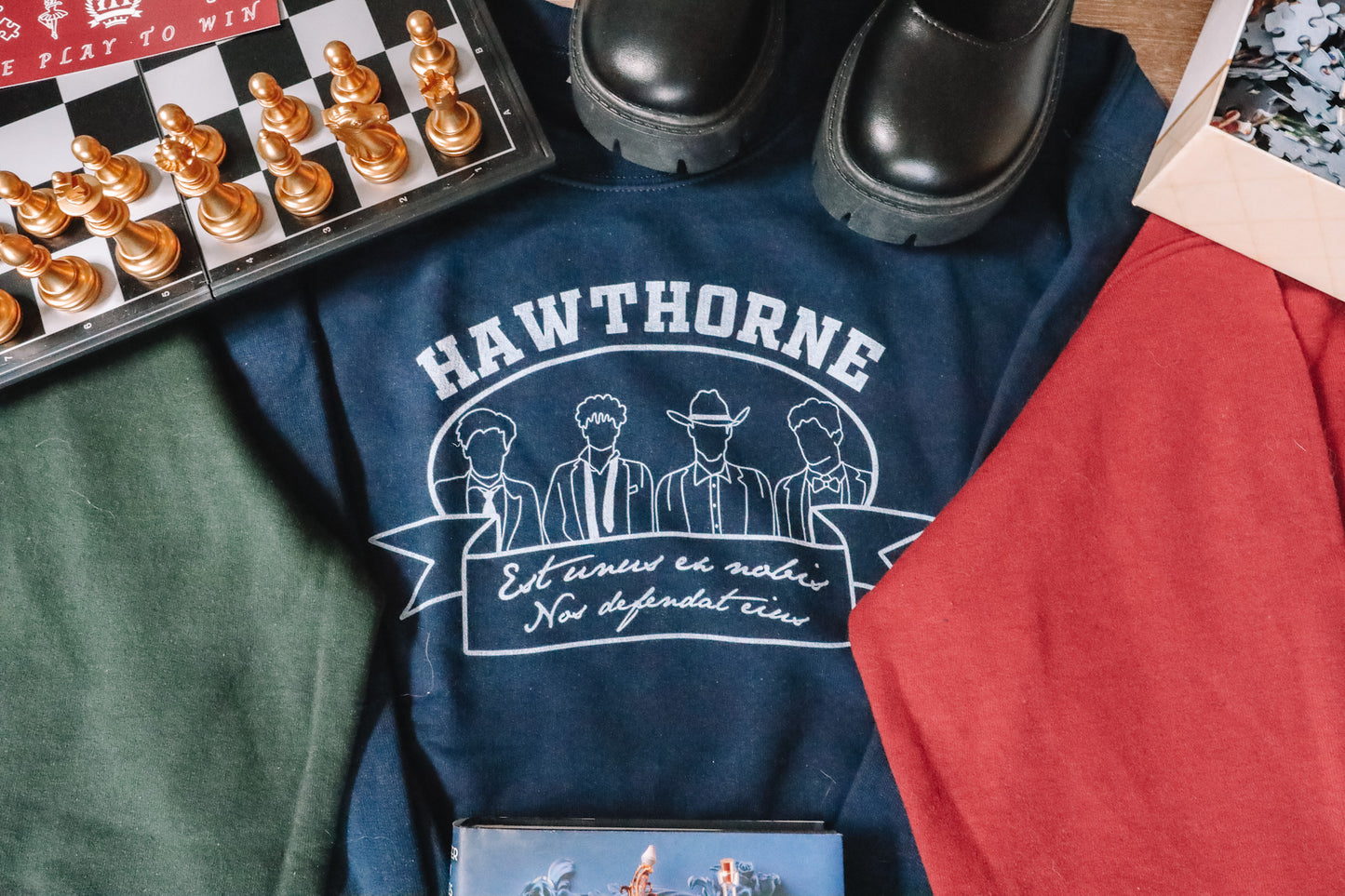 HAWTHORNE CREWNECK