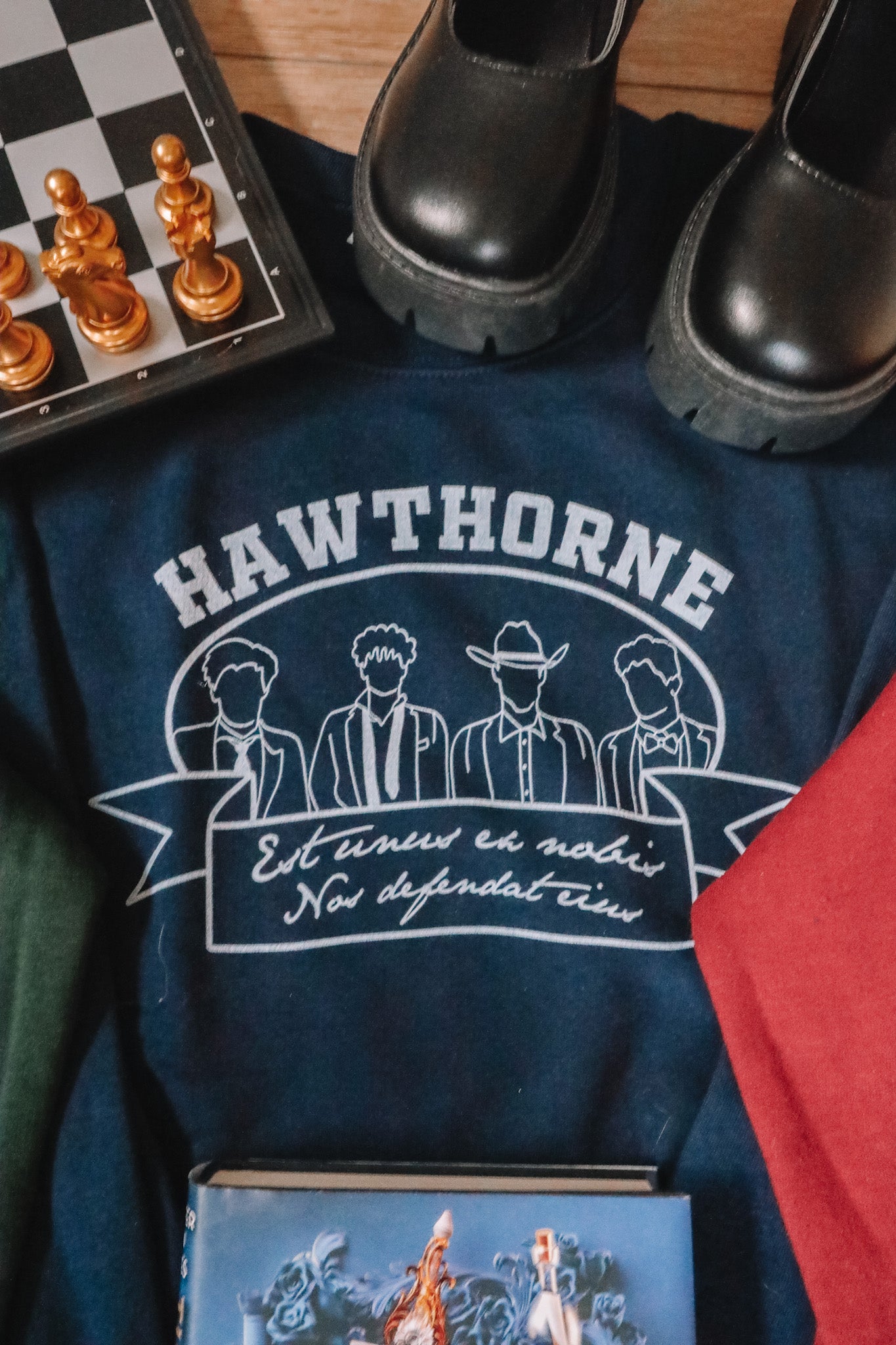 HAWTHORNE CREWNECK