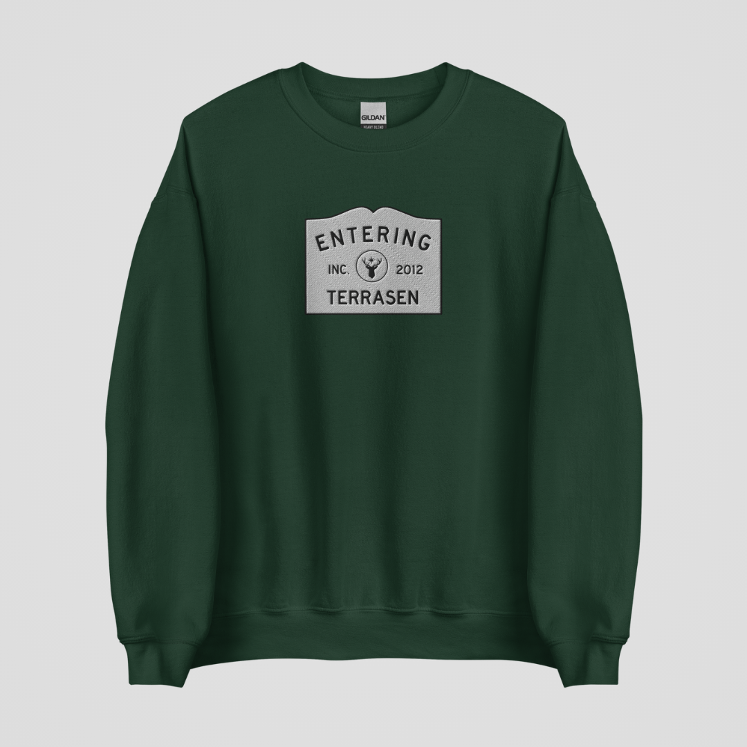 ENTERING SJM WORLDS EMBROIDERED CREWNECKS