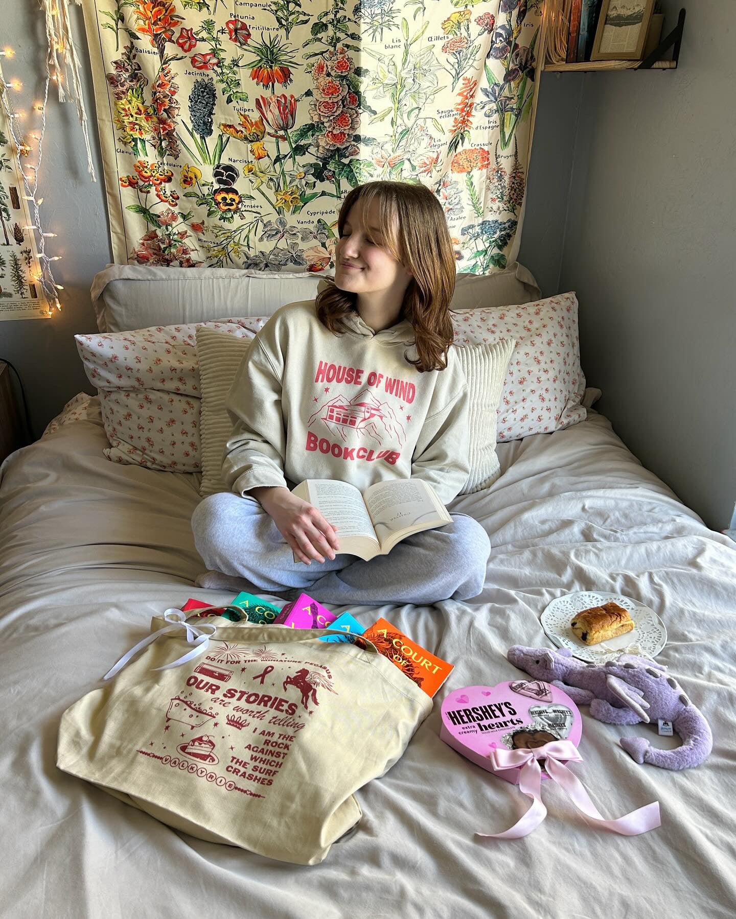 HOUSE OF WIND BOOK CLUB FULL LENGTH HOODIE