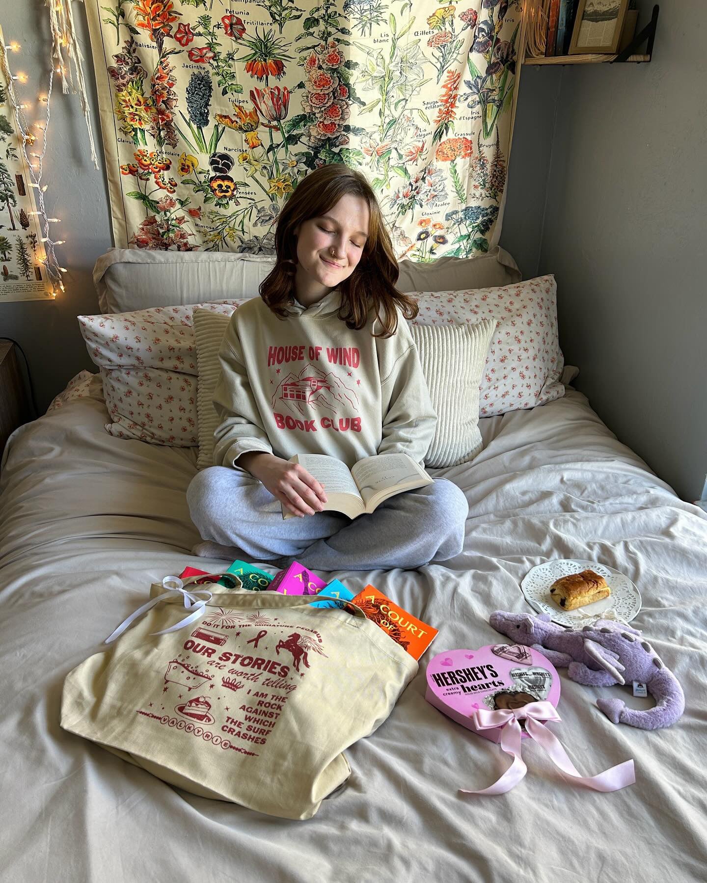 HOUSE OF WIND BOOK CLUB FULL LENGTH HOODIE