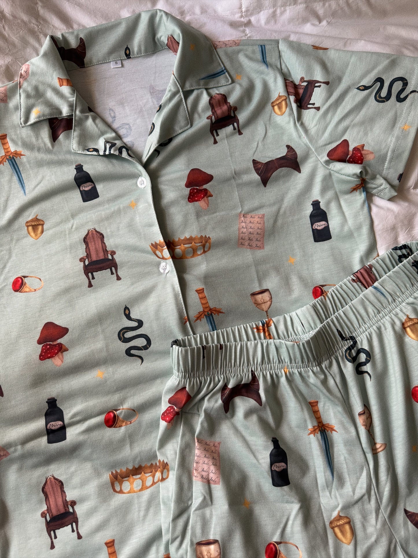 CRUEL PRINCE PAJAMA SHORTS SET