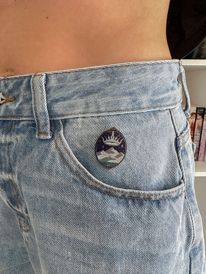 HIGH LADY OF VELARIS PIN