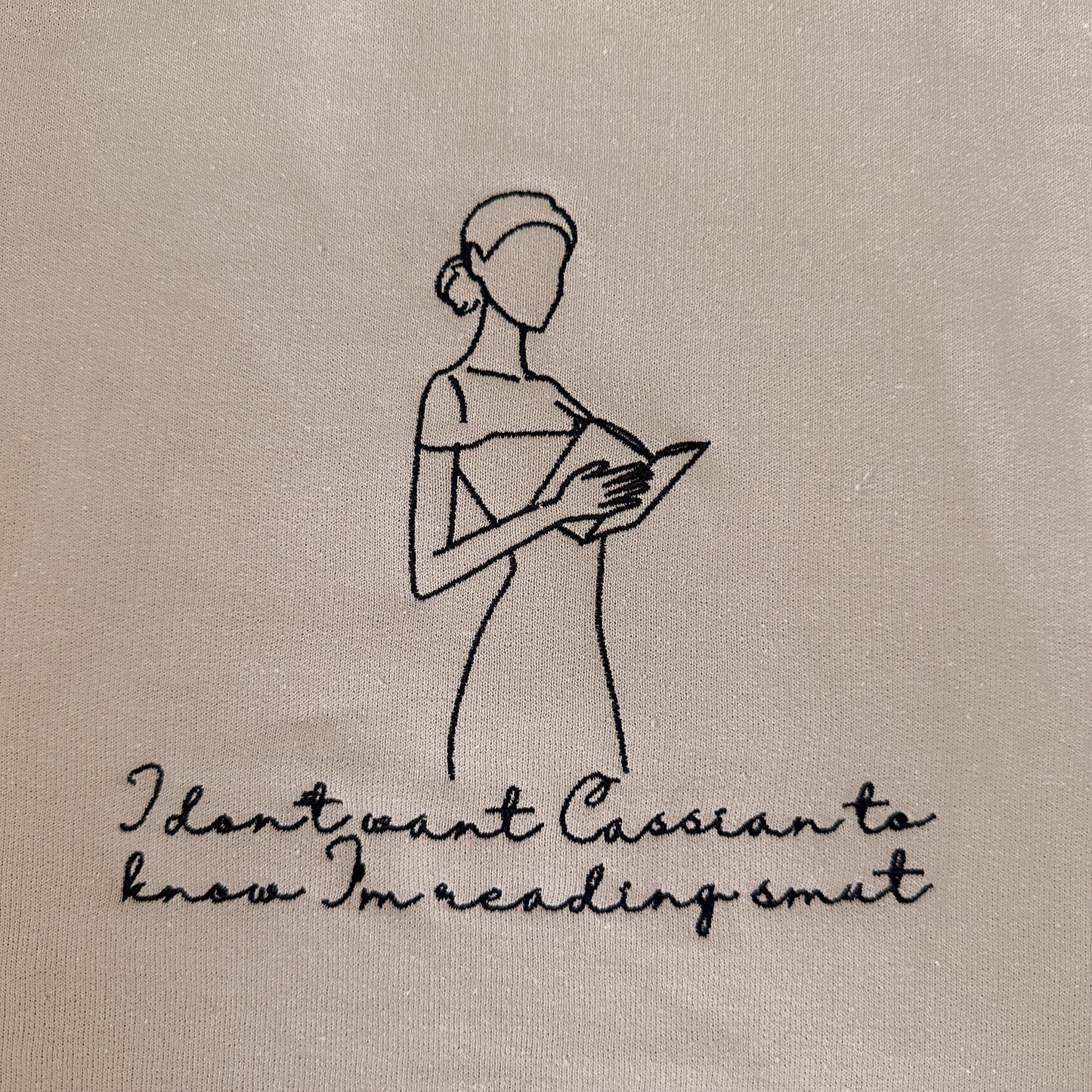 READING SMUT EMBROIDERED CREWNECK