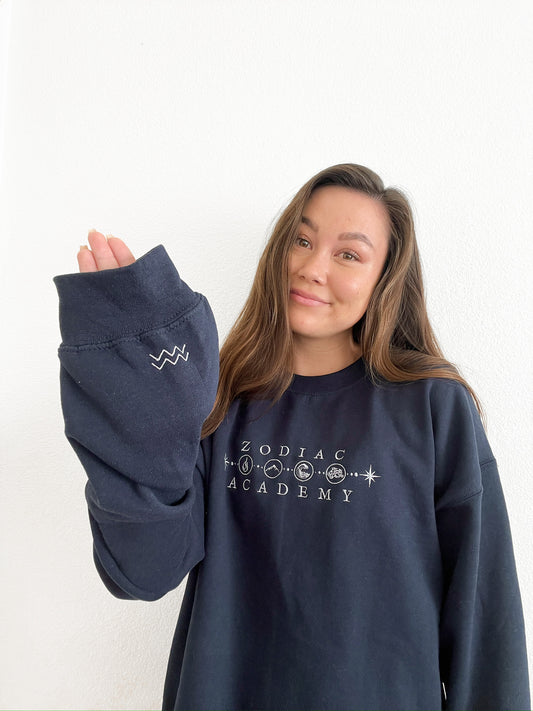 ZODIAC ACADEMY EMBROIDERED CREWNECK