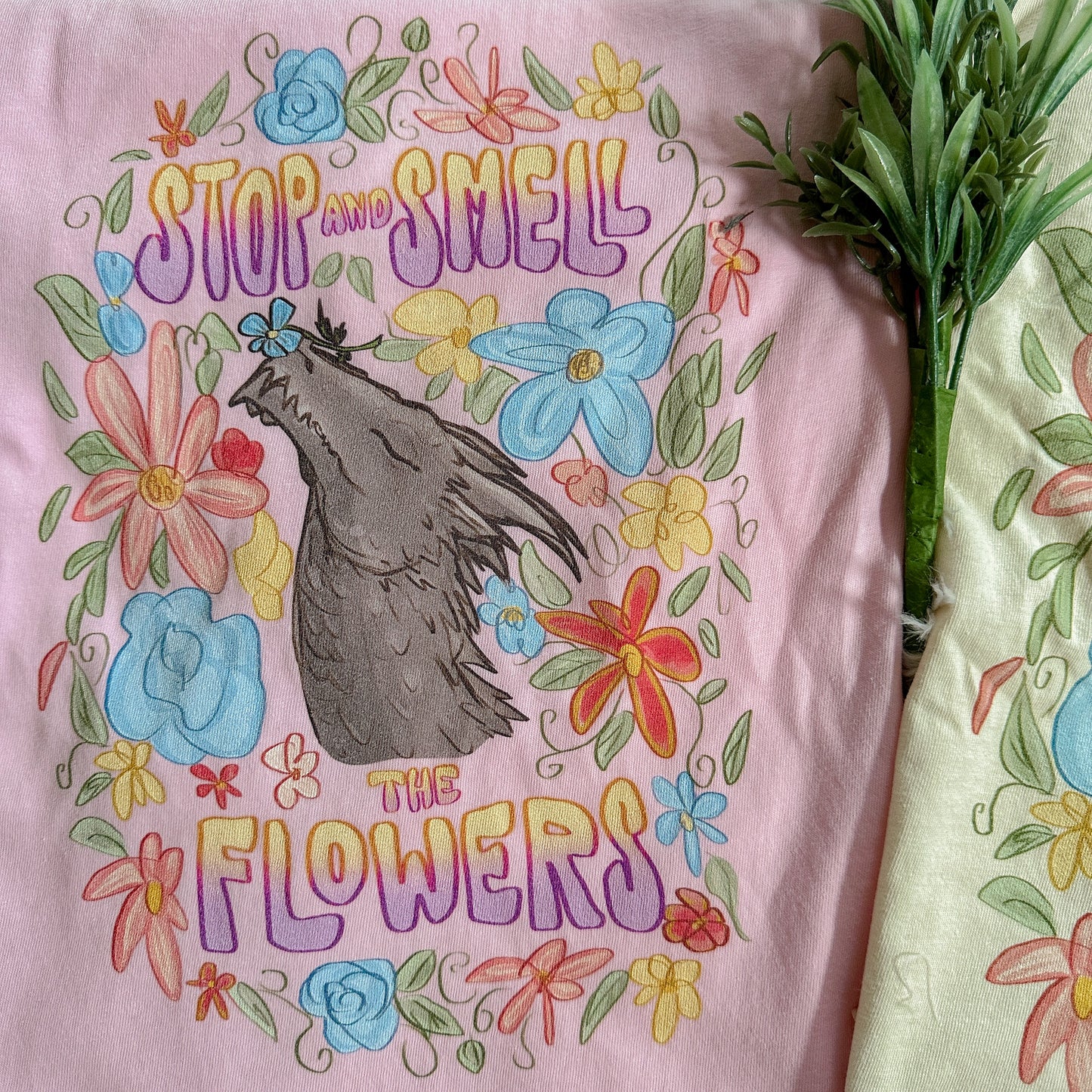 SMELL THE FLOWERS TEE