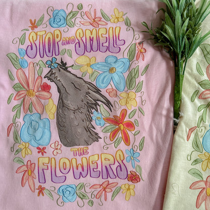 SMELL THE FLOWERS TEE