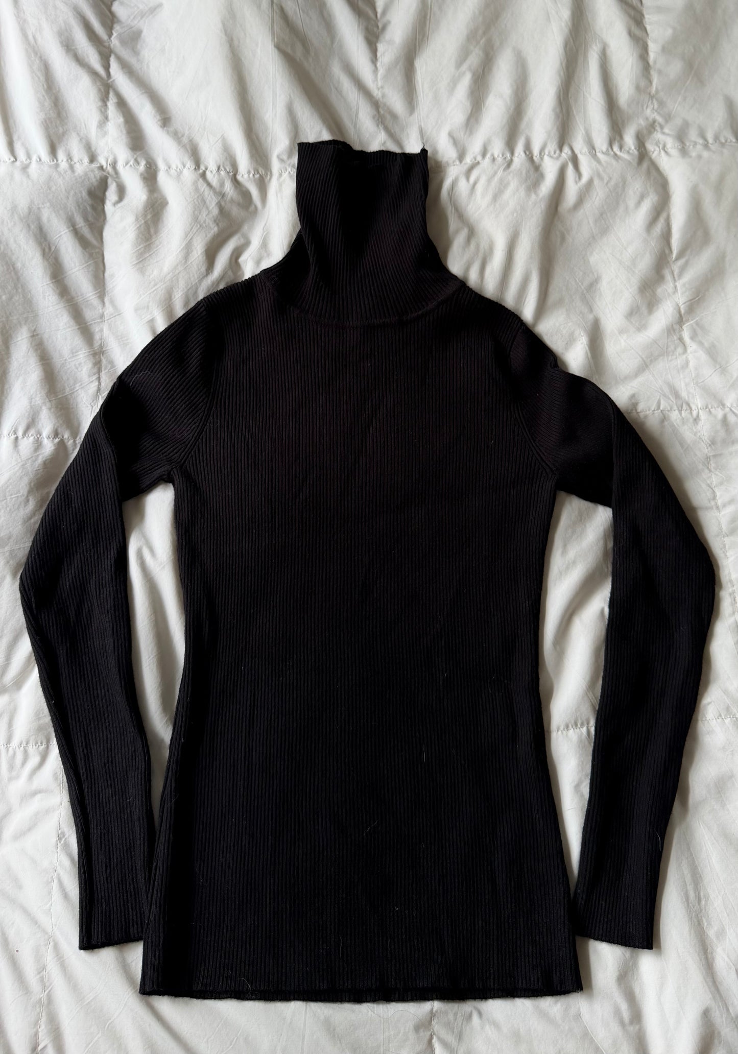 THE LONGEST NIGHT TURTLENECK