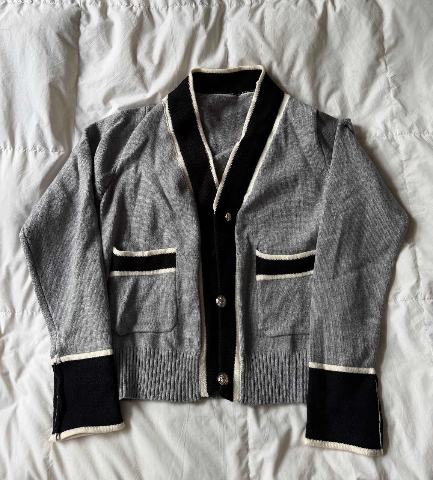 THE "IT GIRL" SWEATER