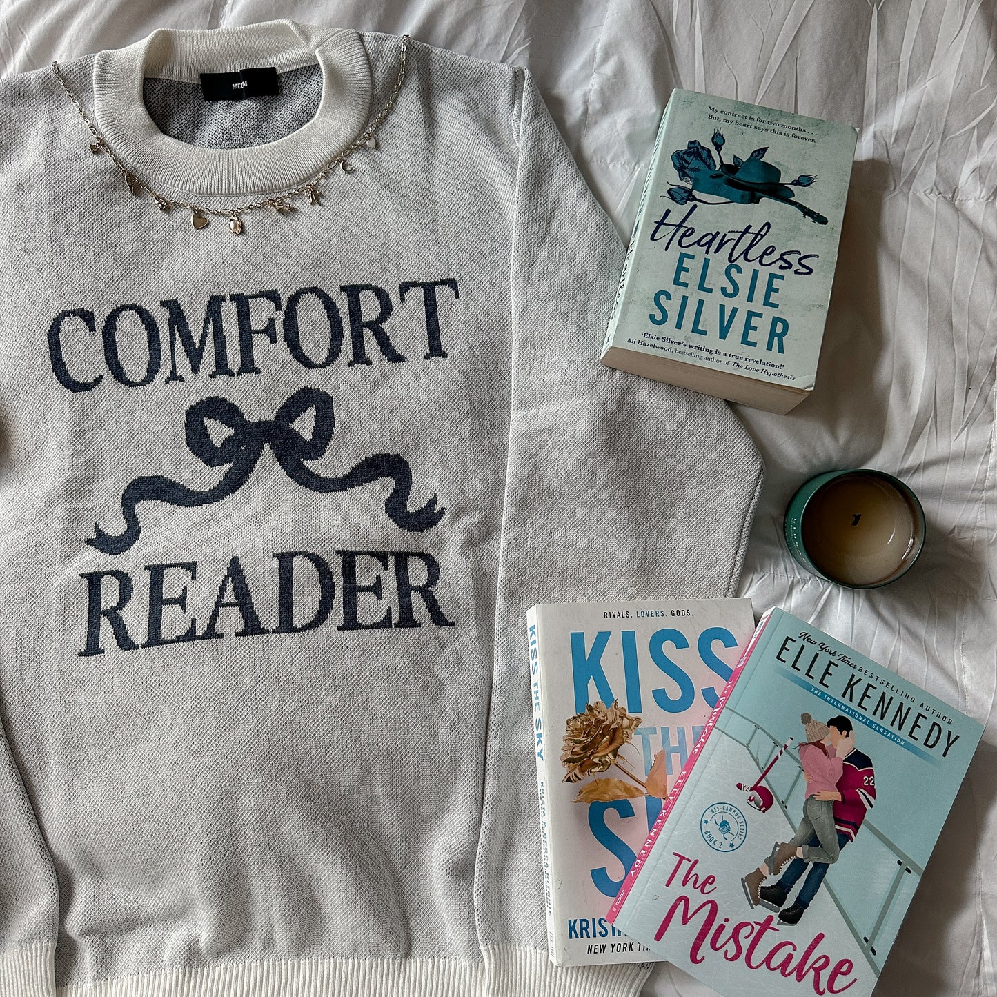 COMFORT READER KNIT SWEATER