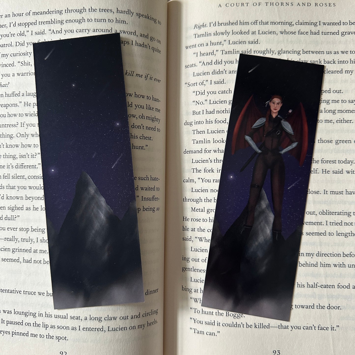 SARAH J MAAS FEMALES & LOCATIONS BOOKMARKS