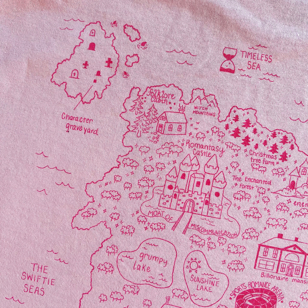 DEAR READER TEE