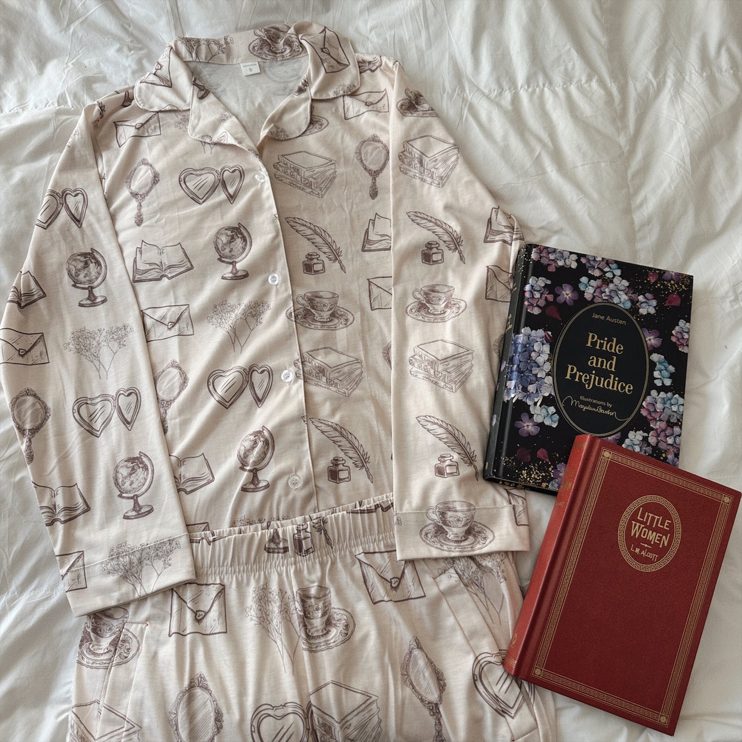 THE ACADEMIA GIRL PAJAMA PANTS SETS