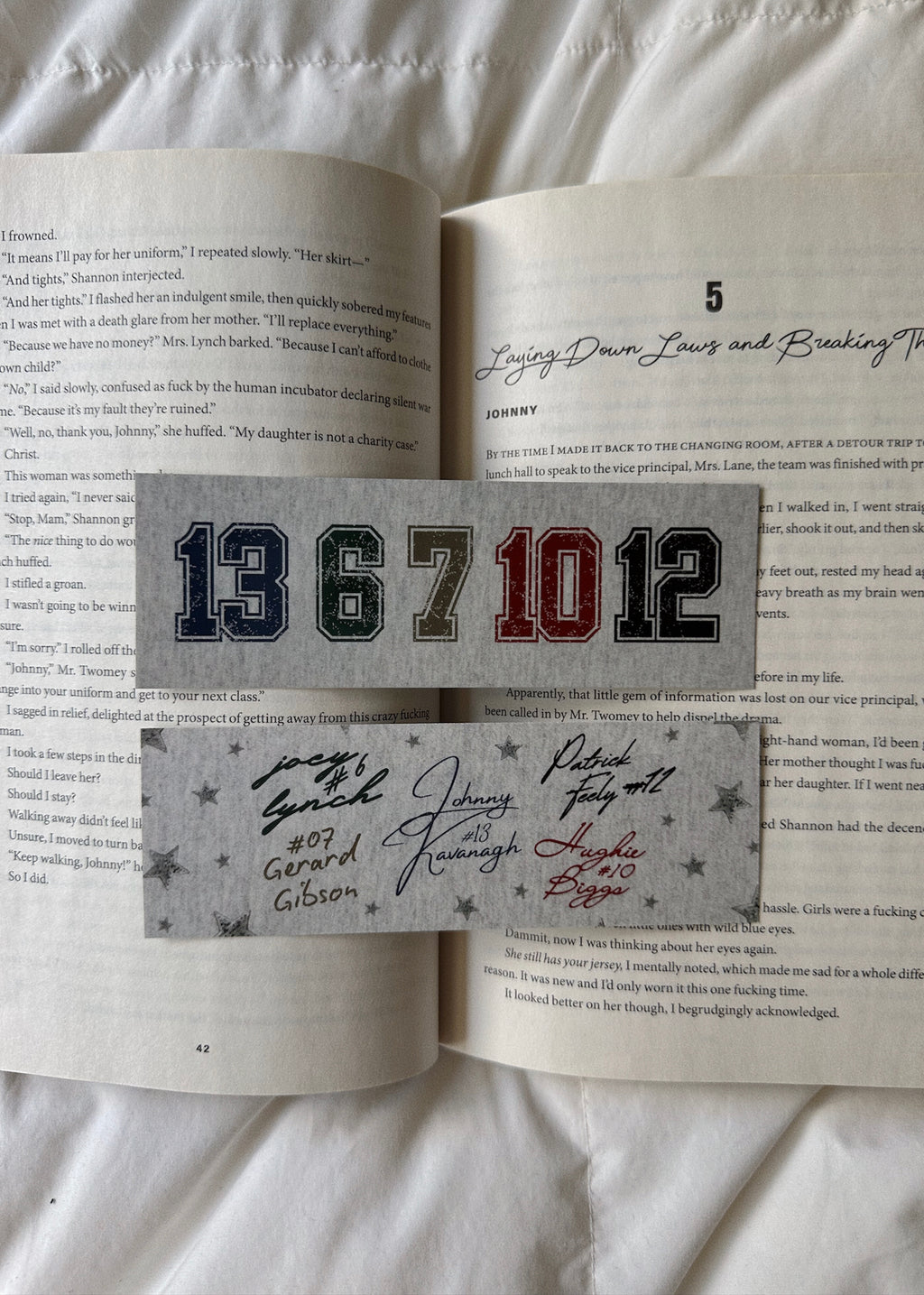 TOMMEN SIGNATURES BOOKMARK
