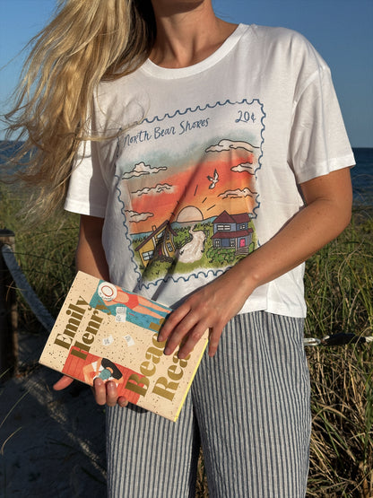 BEAR SHORES CROP TEE